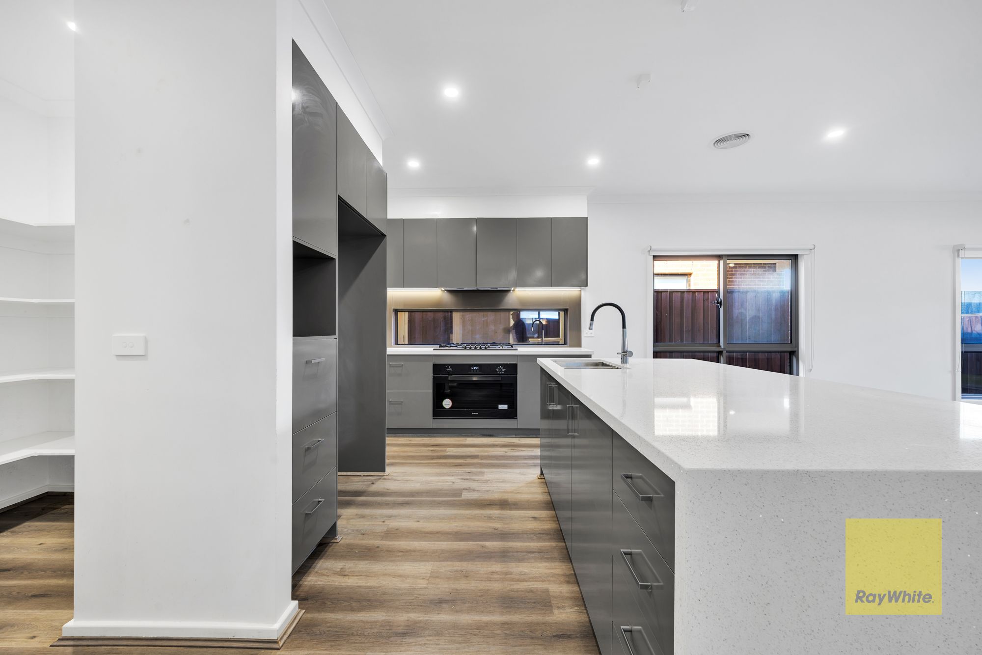 10 Alisma Avenue — photo 16 of 22