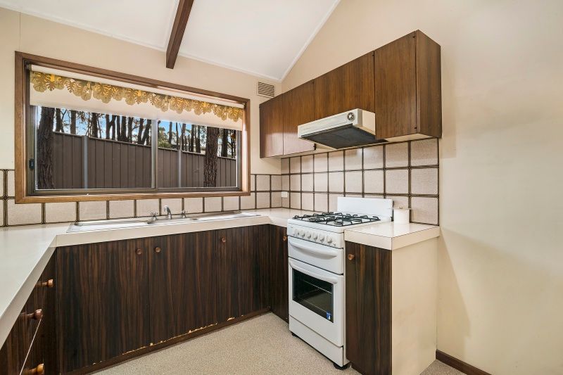 1/126 Edwards Road, Kennington, VIC 3550
