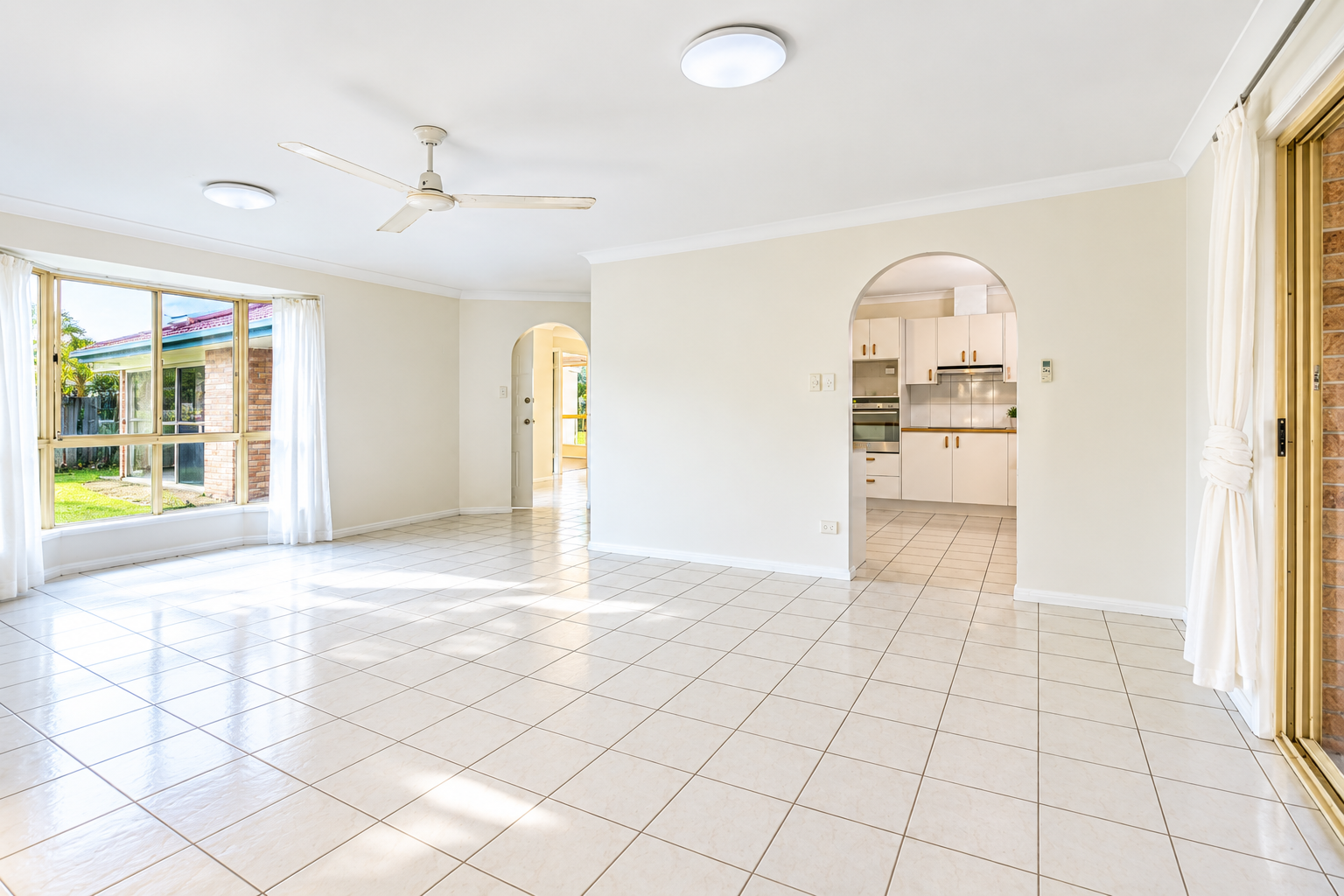 37 Colisa Crescent — photo 4 of 14