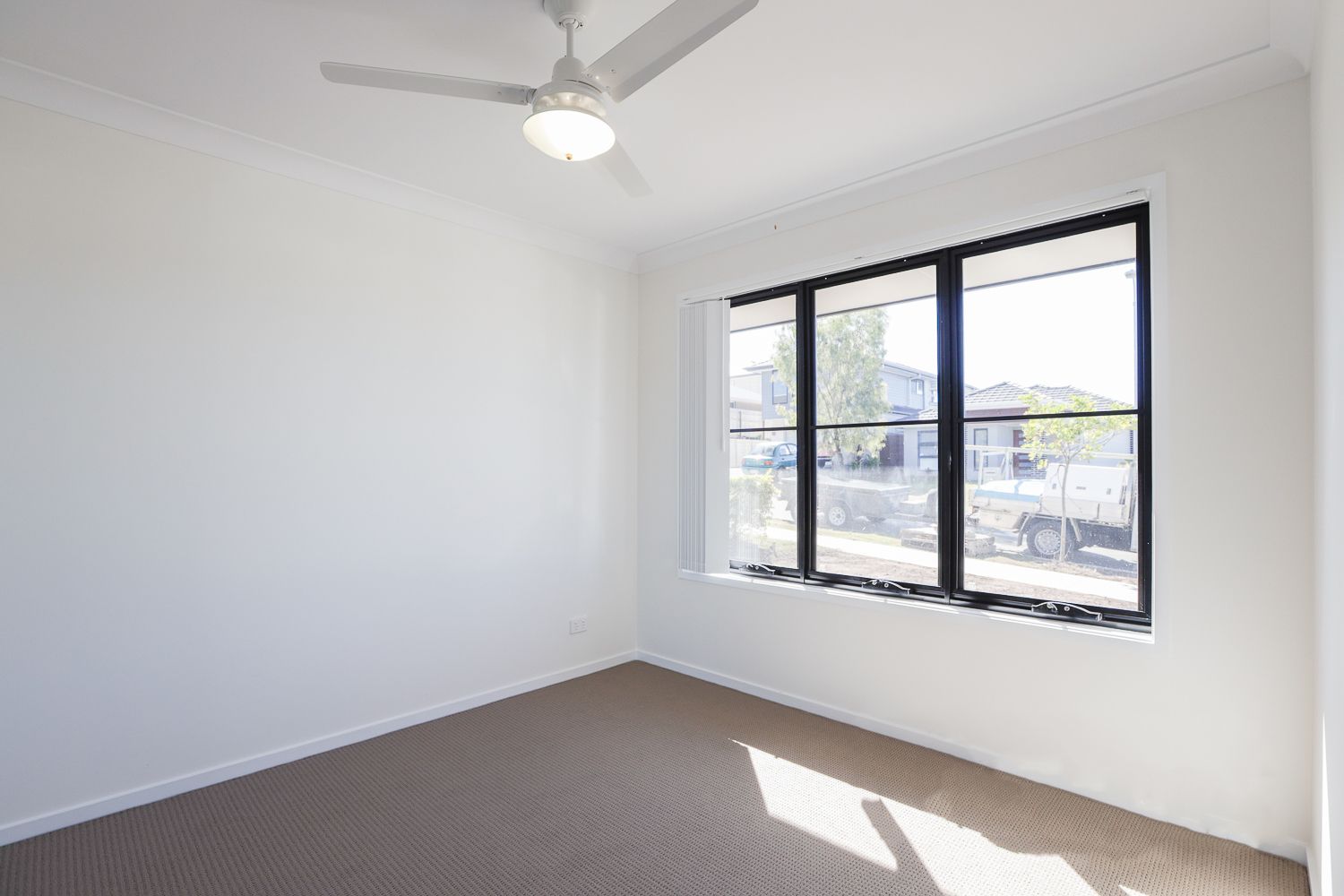 27 Biron Street — photo 7 of 11