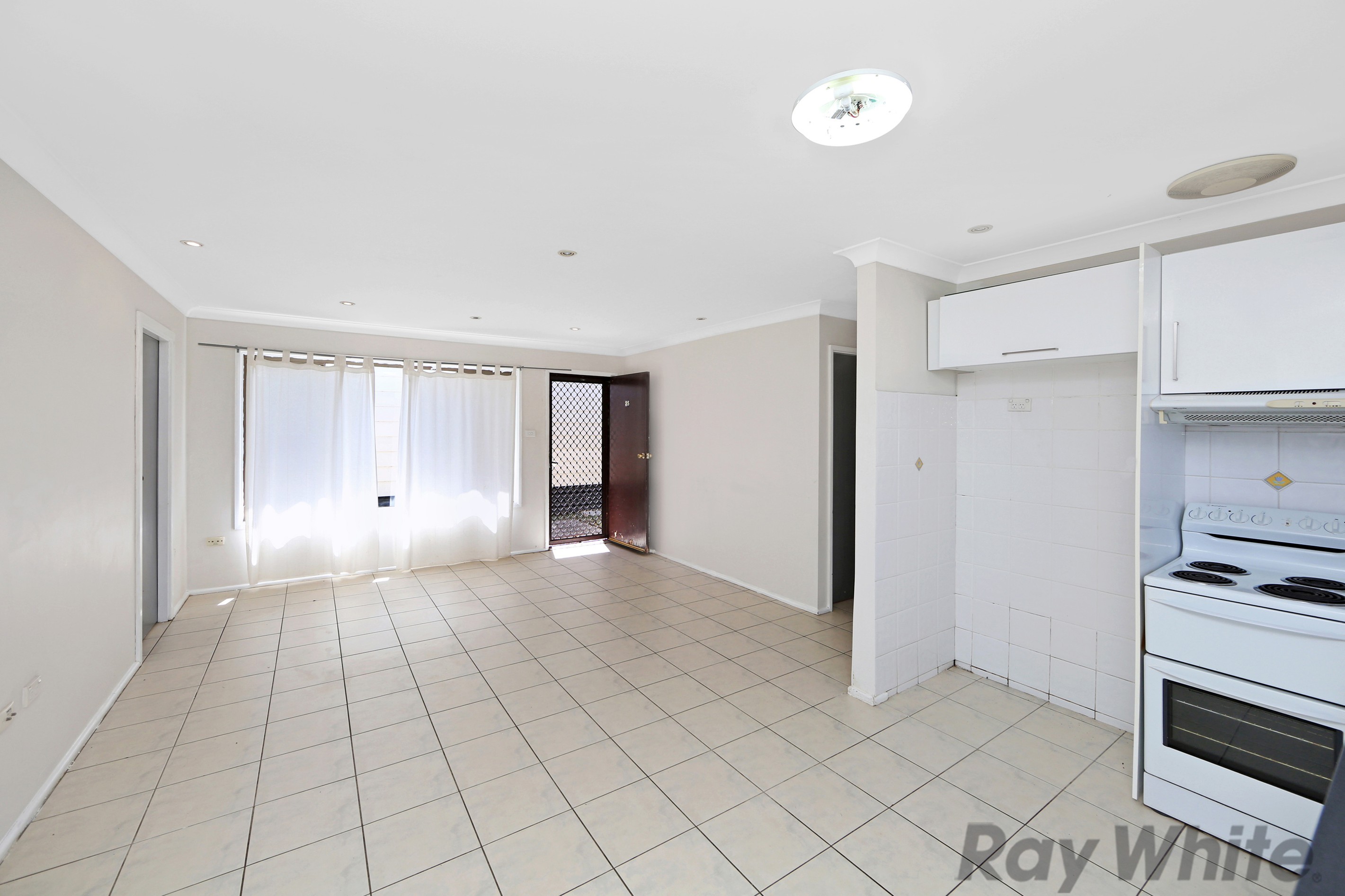 25 Westbrook Parade, Gorokan, NSW 2263