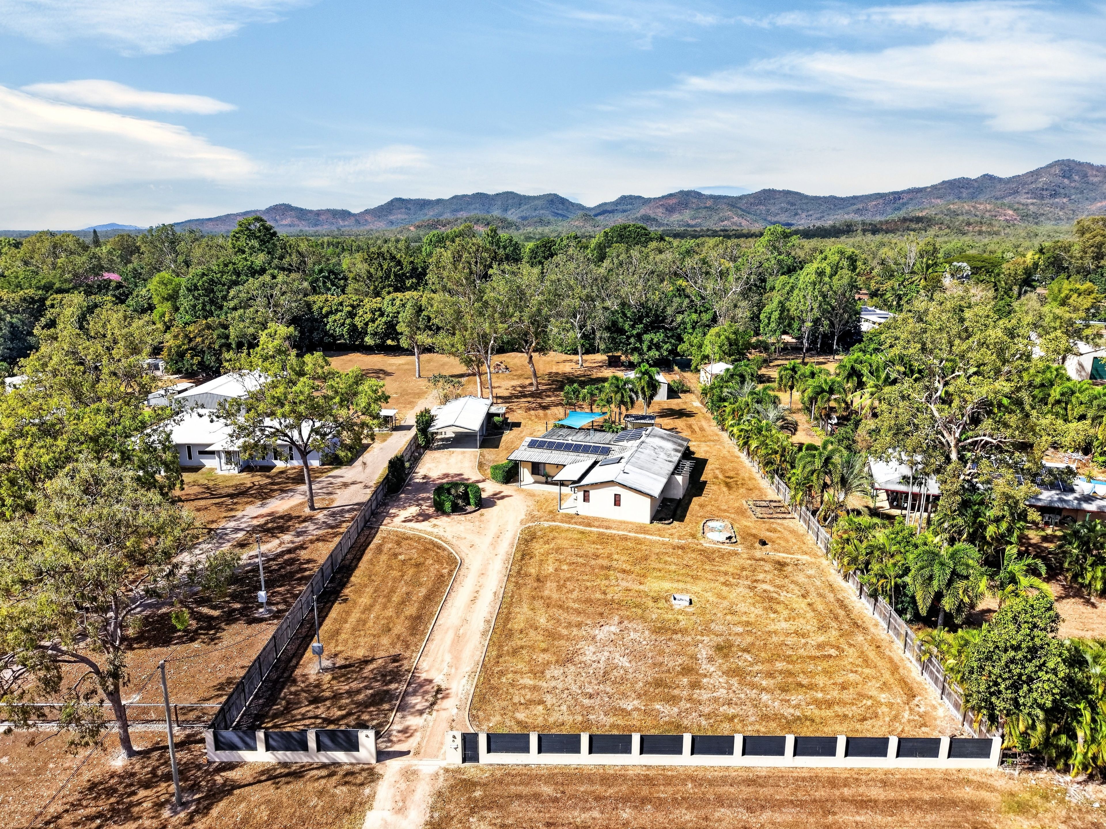 8 Mawson Street, Bluewater Park, QLD 4818