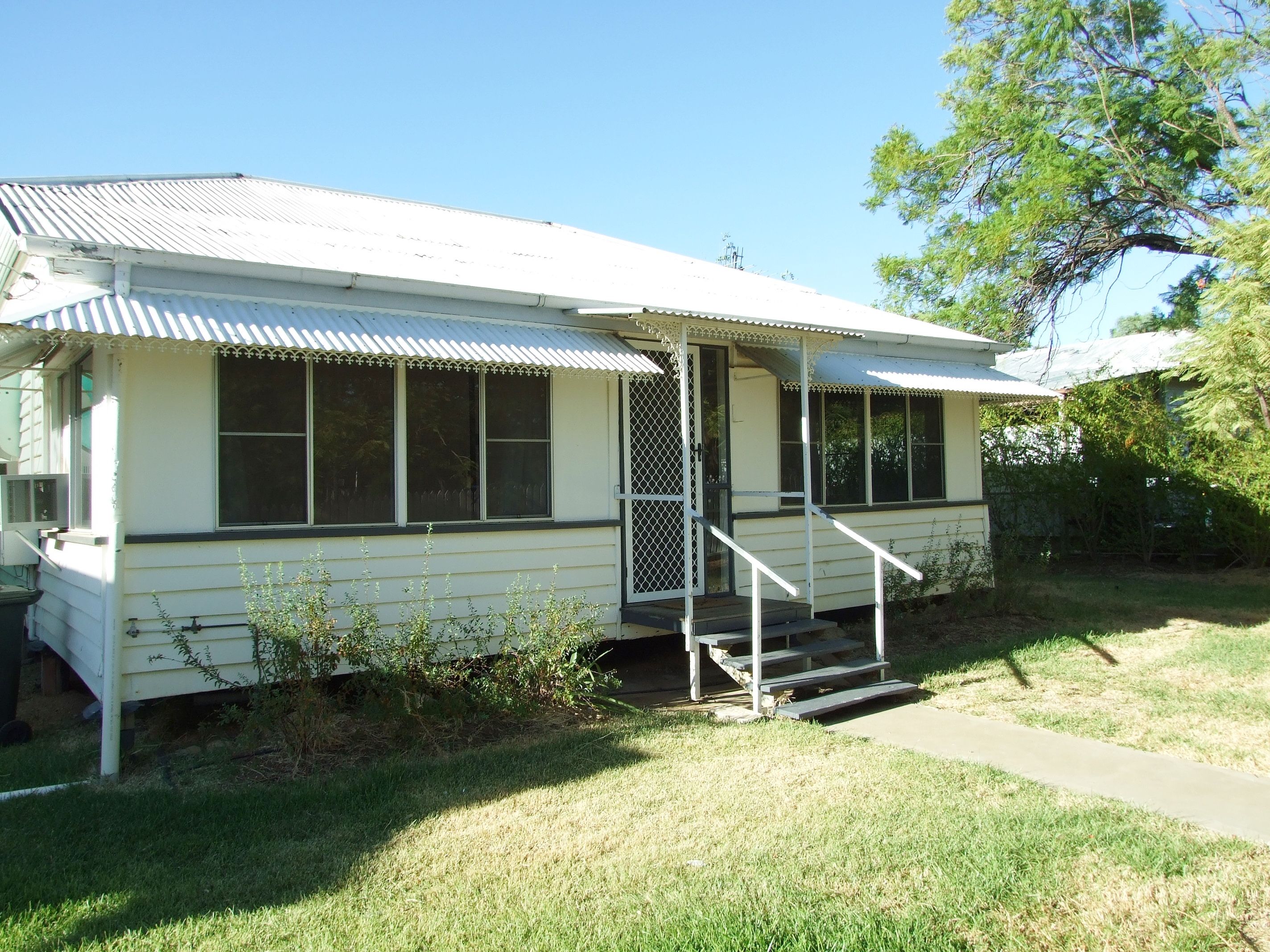 20 Brolga Street, Longreach, QLD 4730