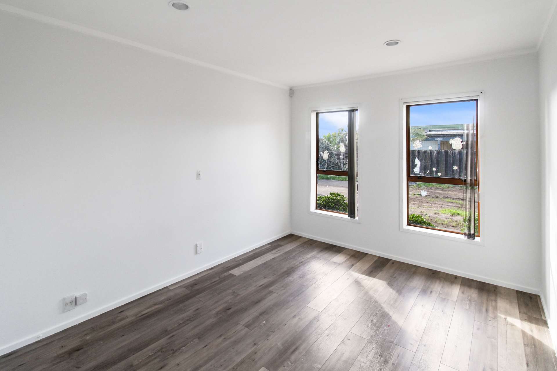 12 Chichester Drive photo 5