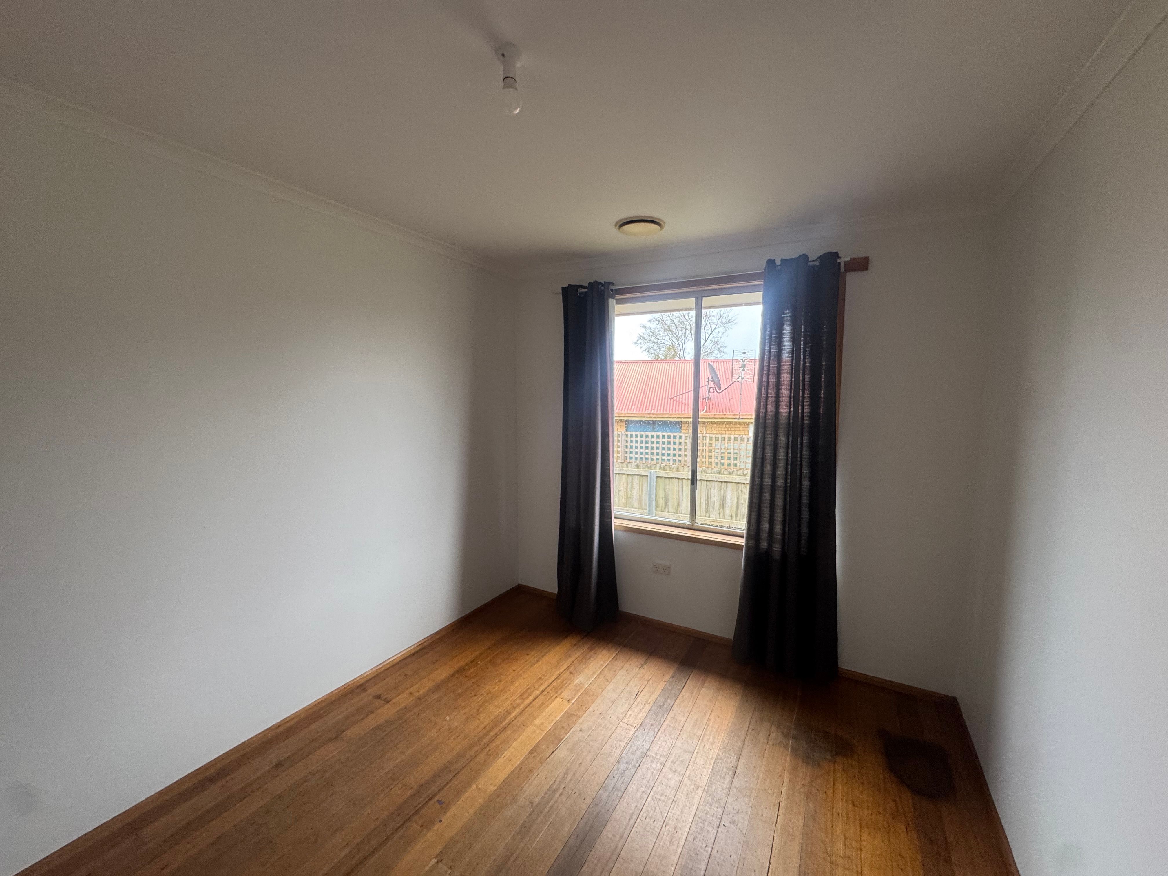 5 Hakea Grove — photo 6 of 8