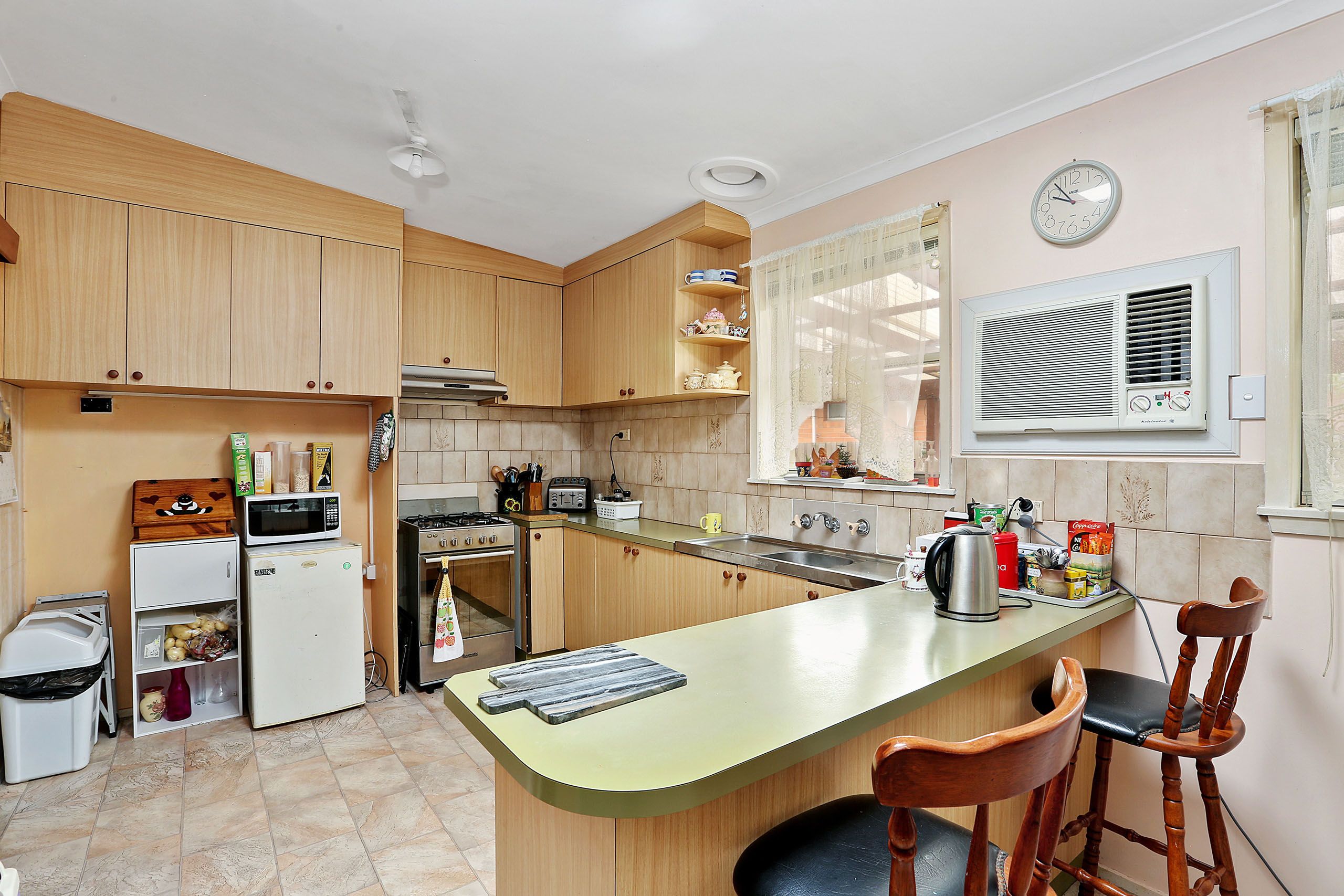 10 Gambier Grove, Corio, VIC 3214