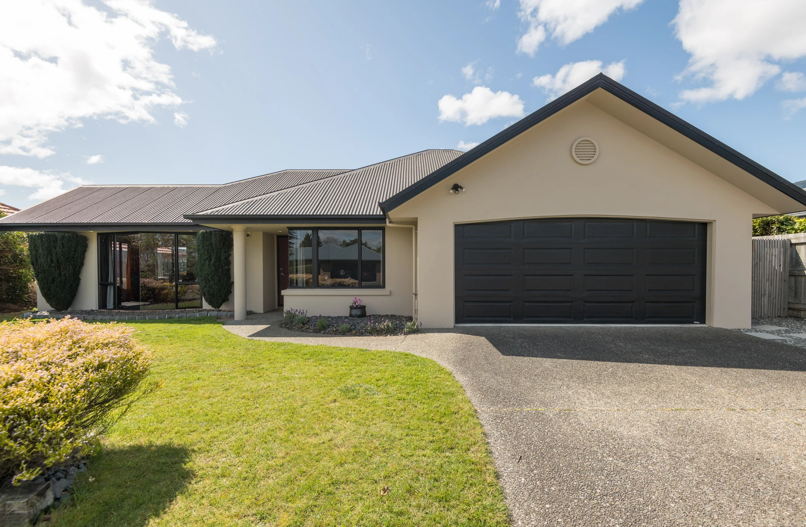 9 Ashdonleigh Grove, Stoke, Nelson City
