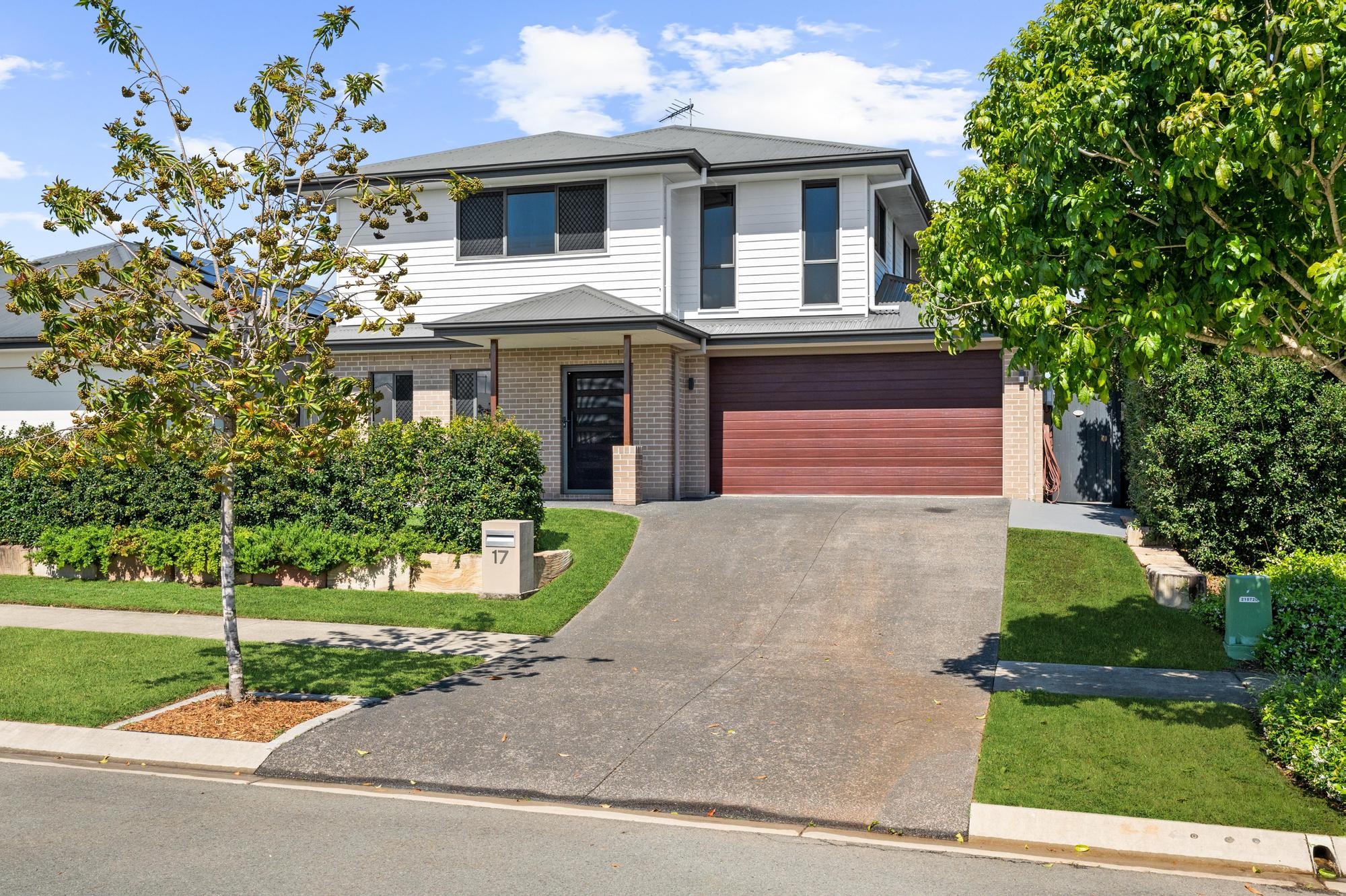 17 Abrahams Road, South Ripley, QLD 4306