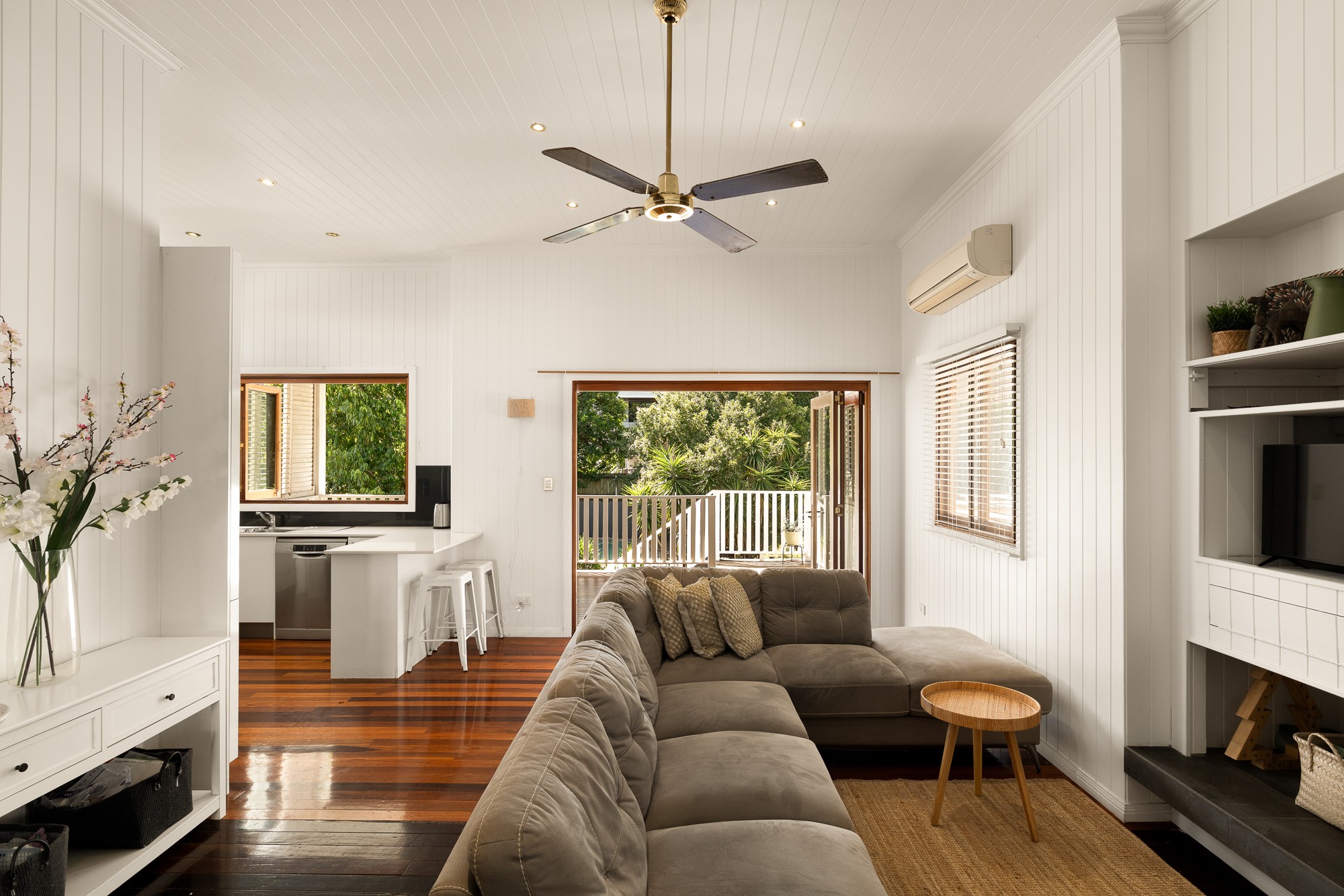 582 Vulture Street East, East Brisbane, QLD 4169