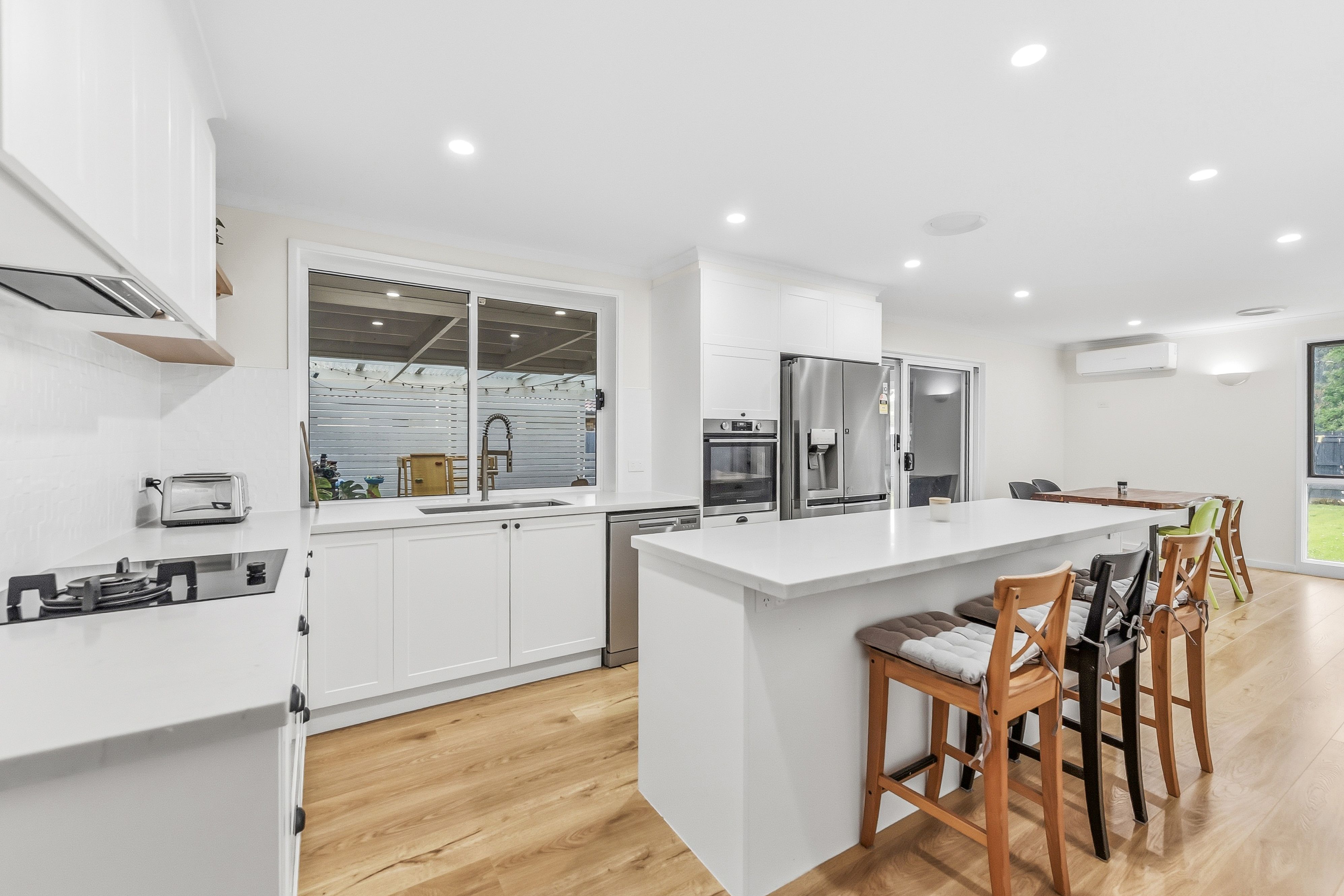 8 Westwood Drive, Bayswater North, VIC 3153