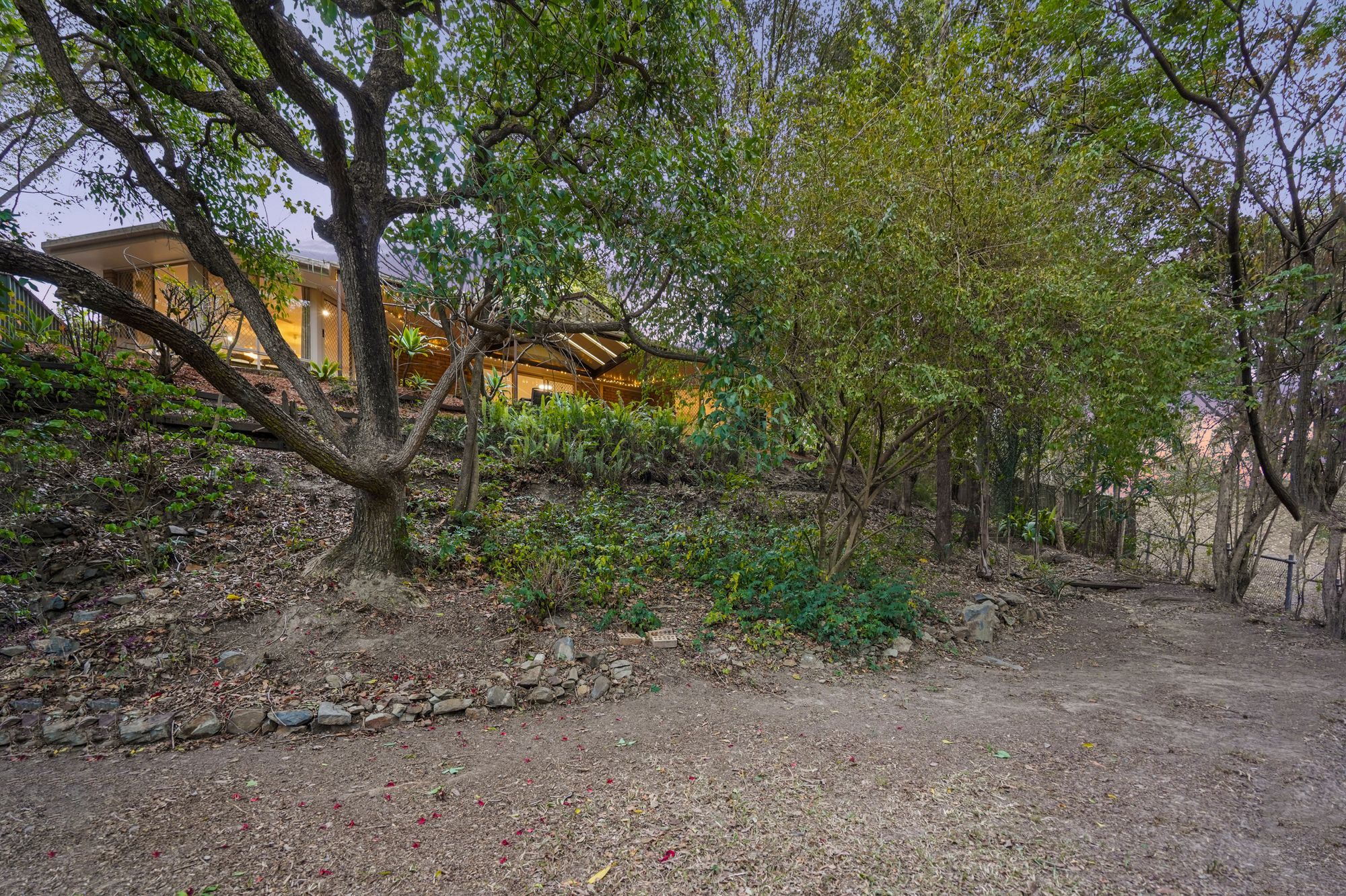 7 Regal Court — photo 19 of 30