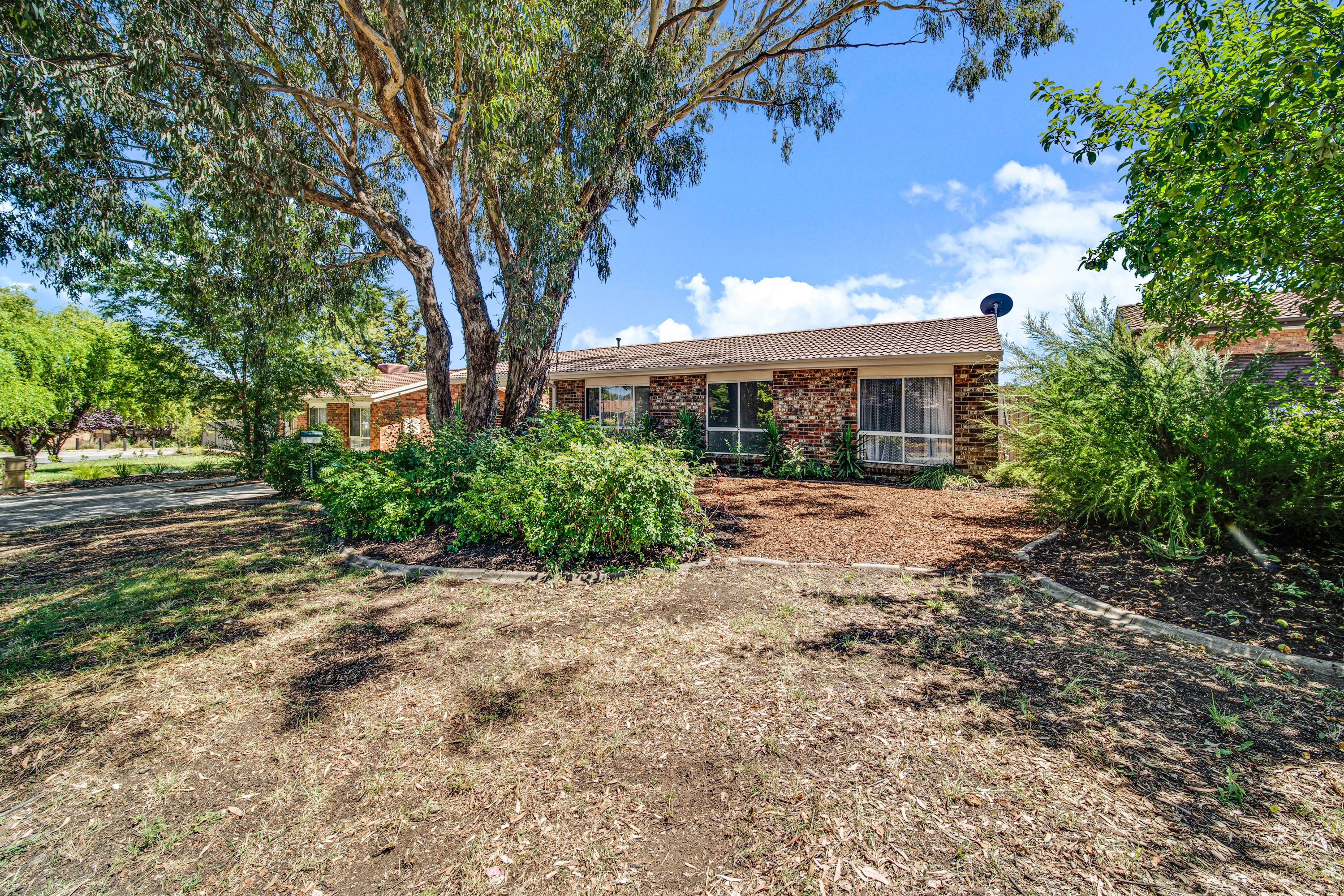 17 Beazley Crescent, Calwell ACT 2905