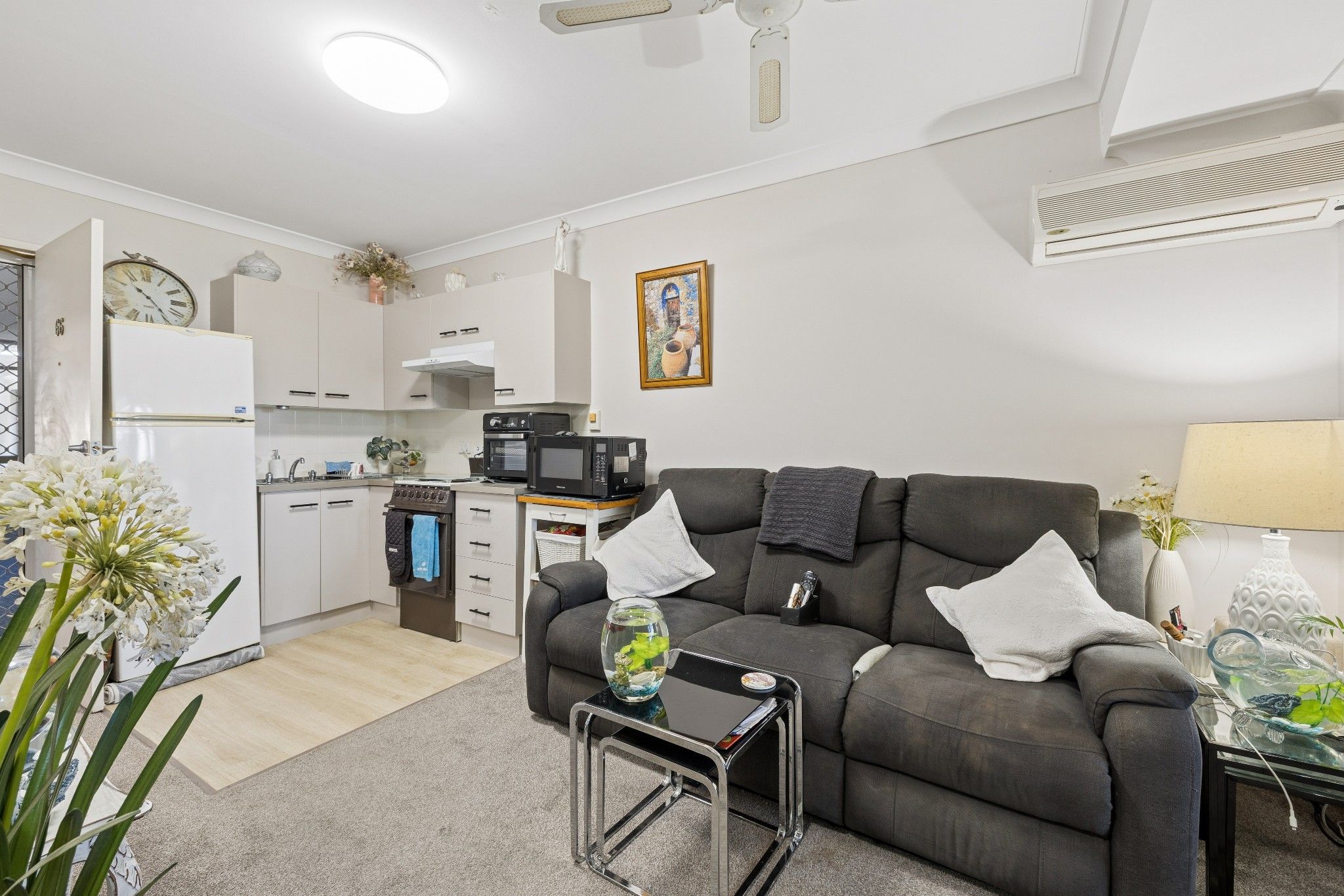 66/15 Carmichael Court — photo 6 of 10