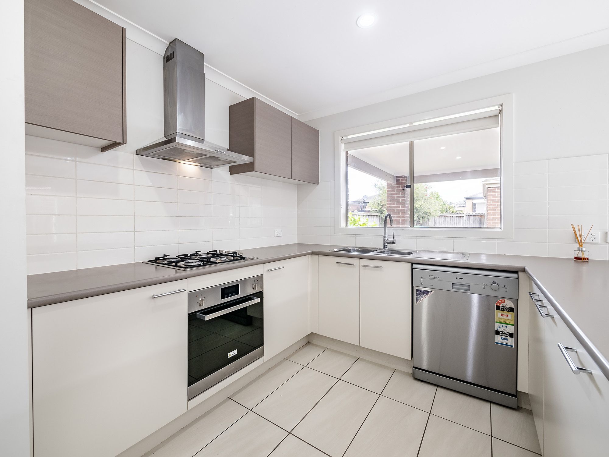 23 Brolin Terrace, Cranbourne North, VIC 3977