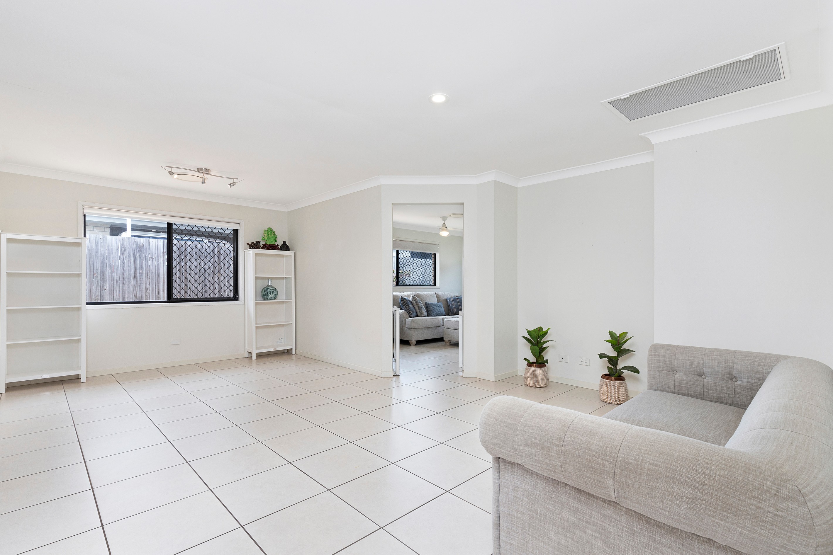1 Snowdonia Street, Drewvale, QLD 4116