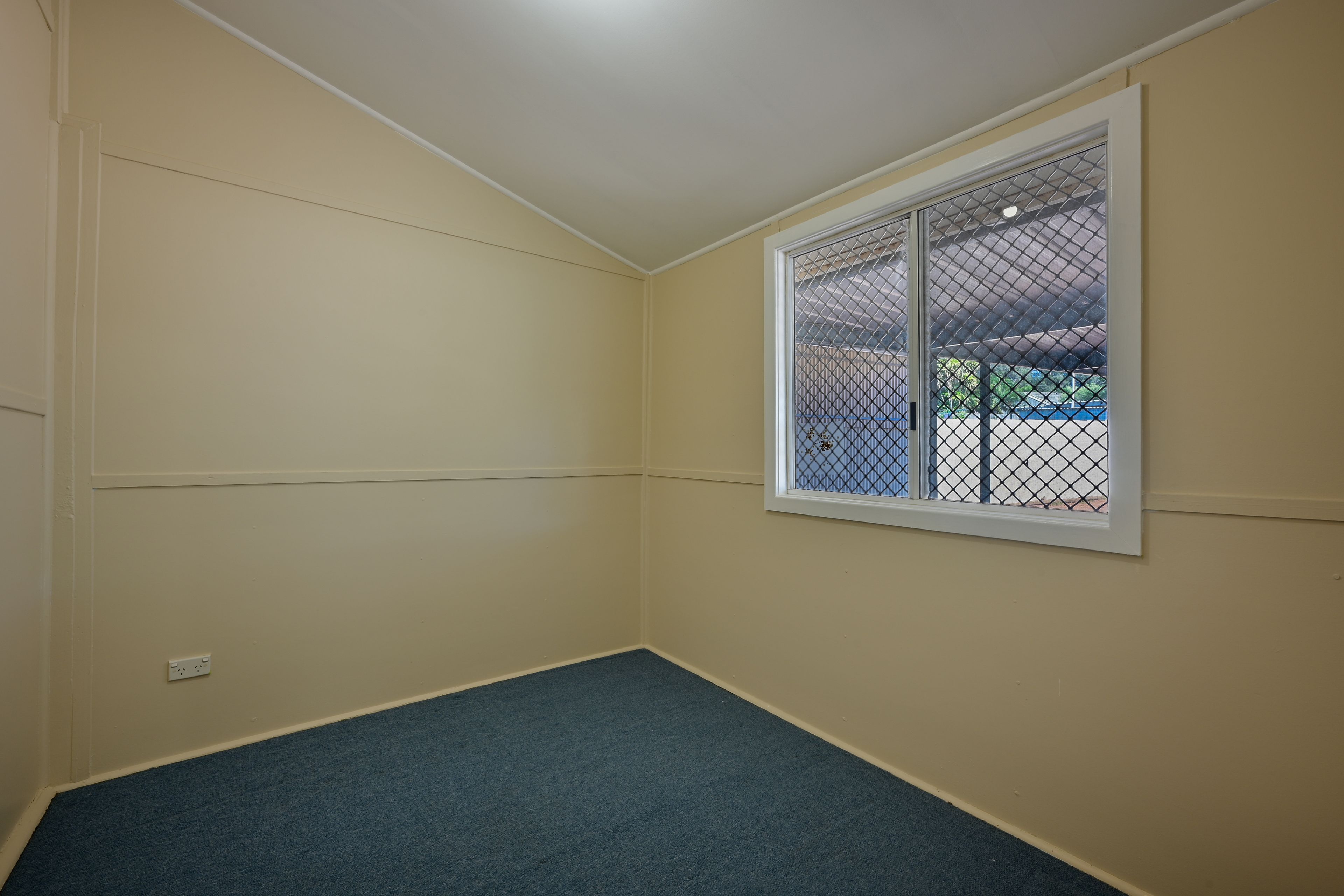10 Hunter Crescent — photo 13 of 19