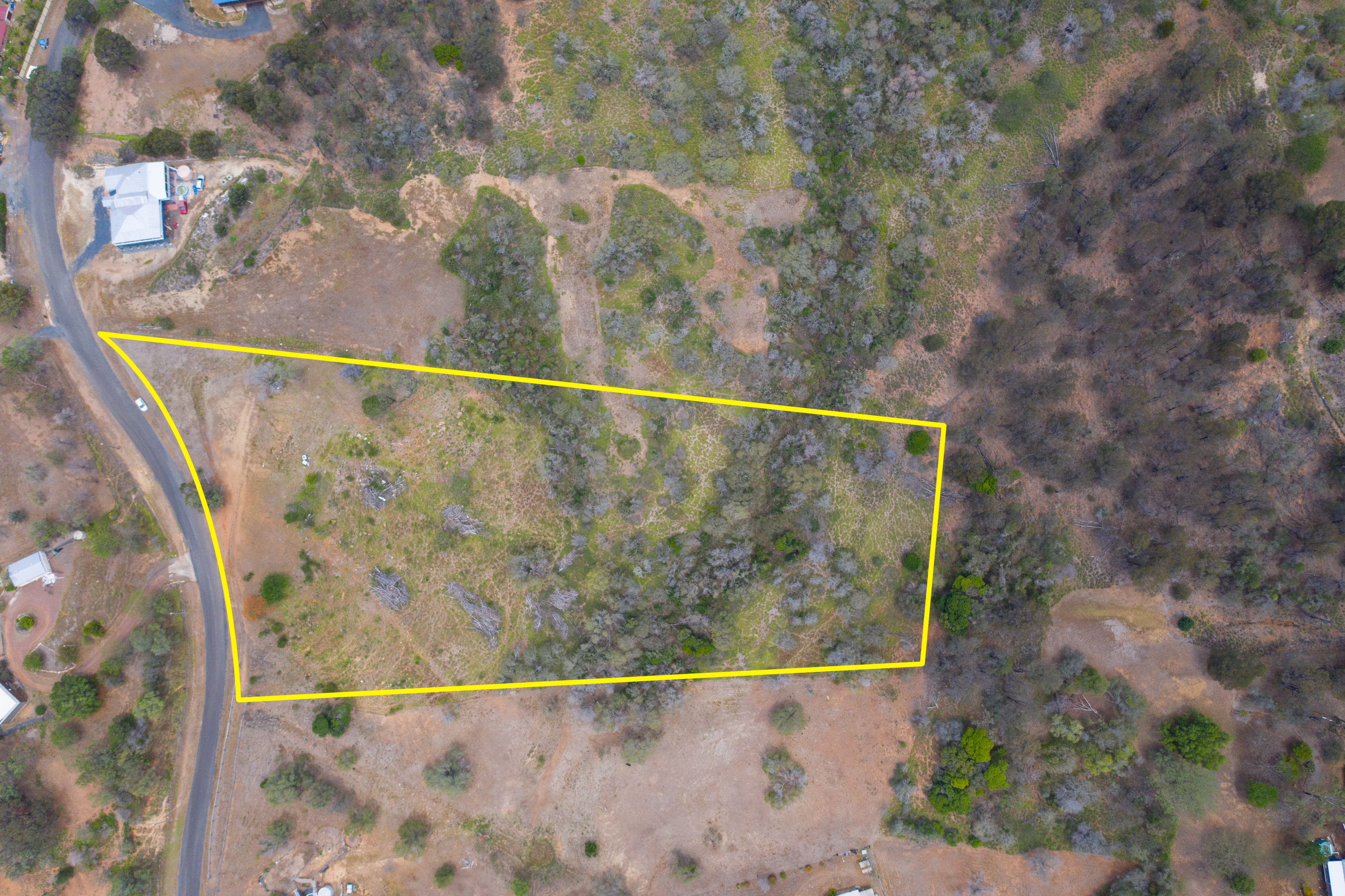 10 Anthony Court, Summerholm, QLD 4341