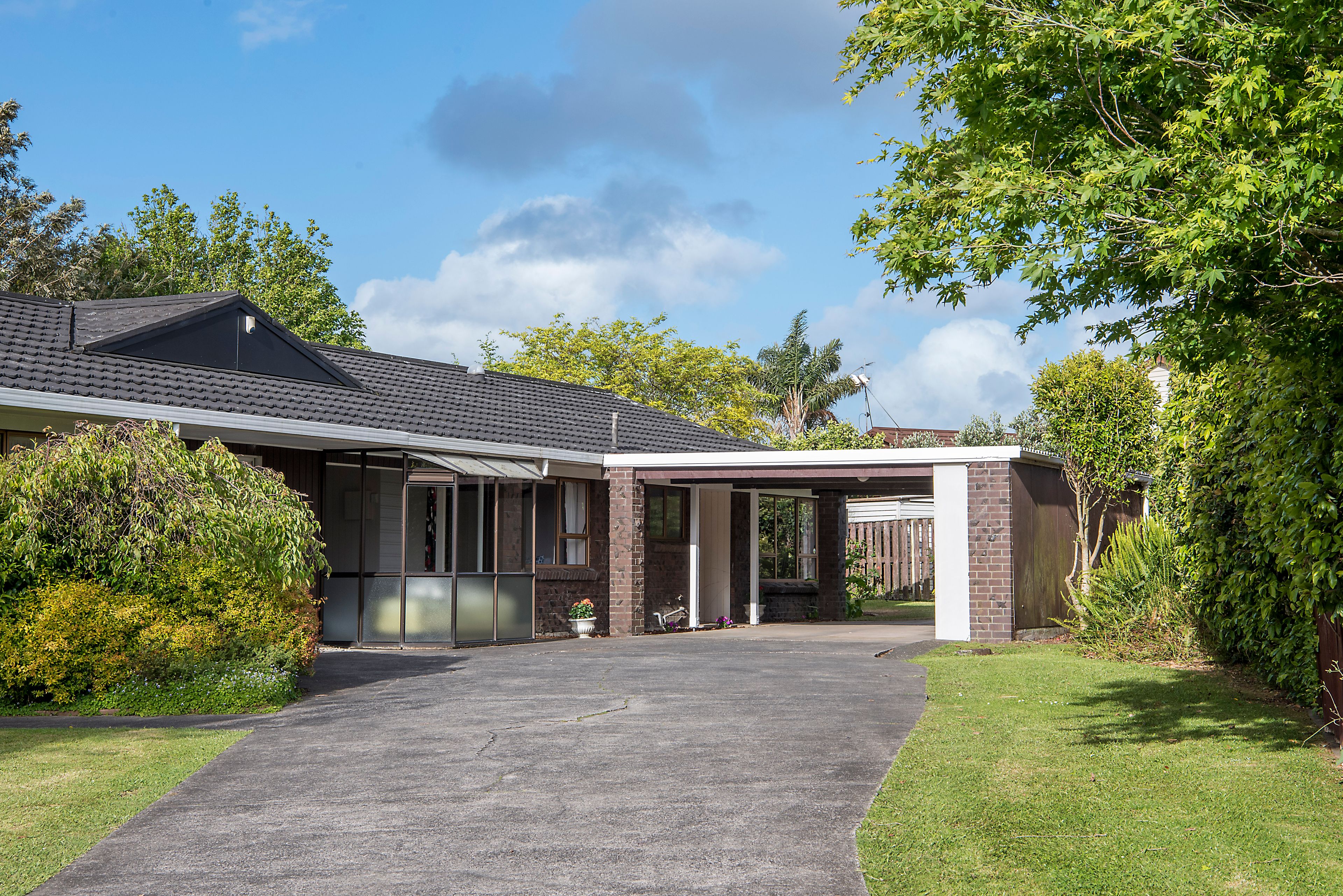 2/13 Fielding Crescent, Farm Cove, Manukau City
