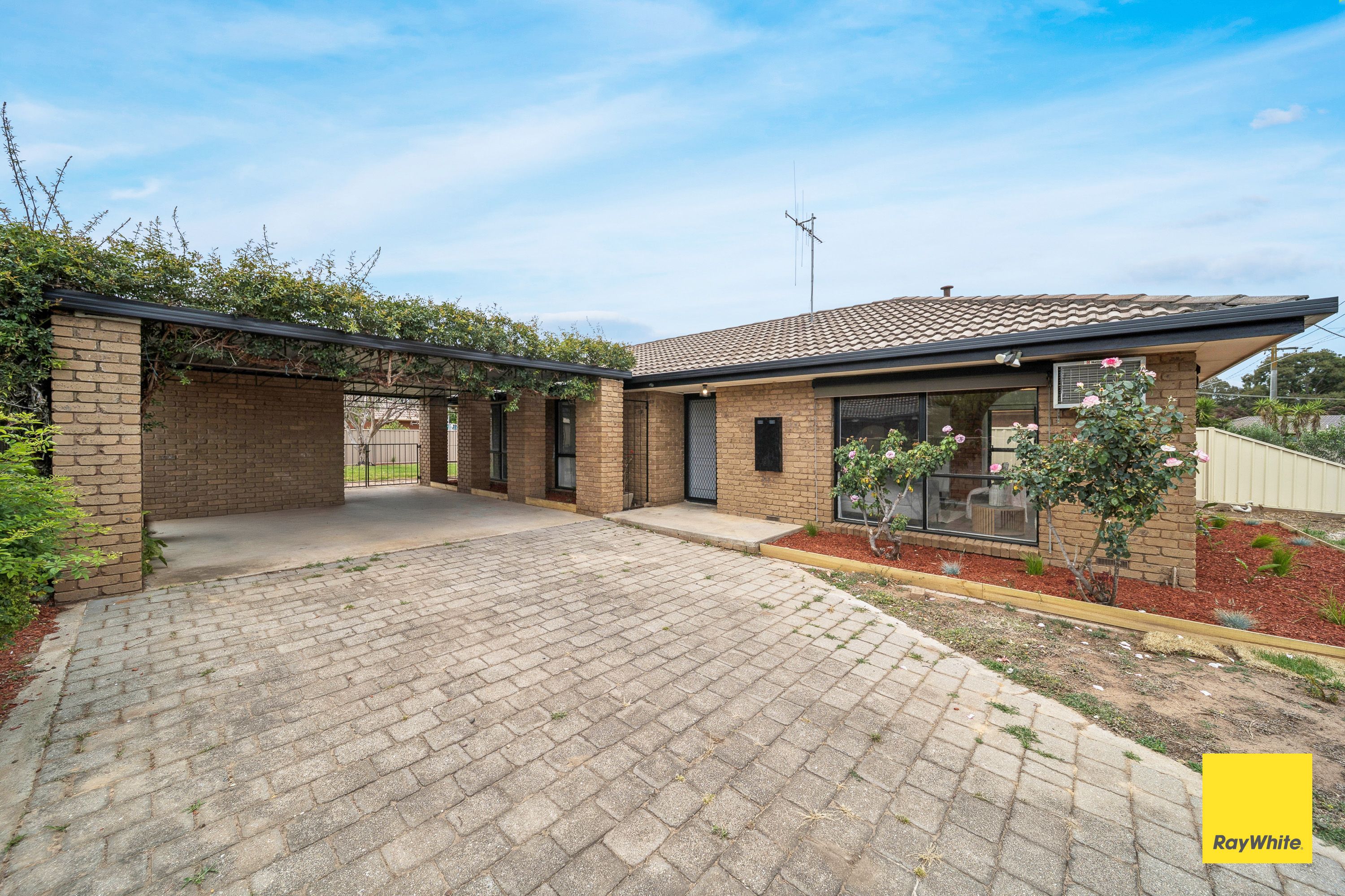 31 Derrimut Road, White Hills, VIC 3550