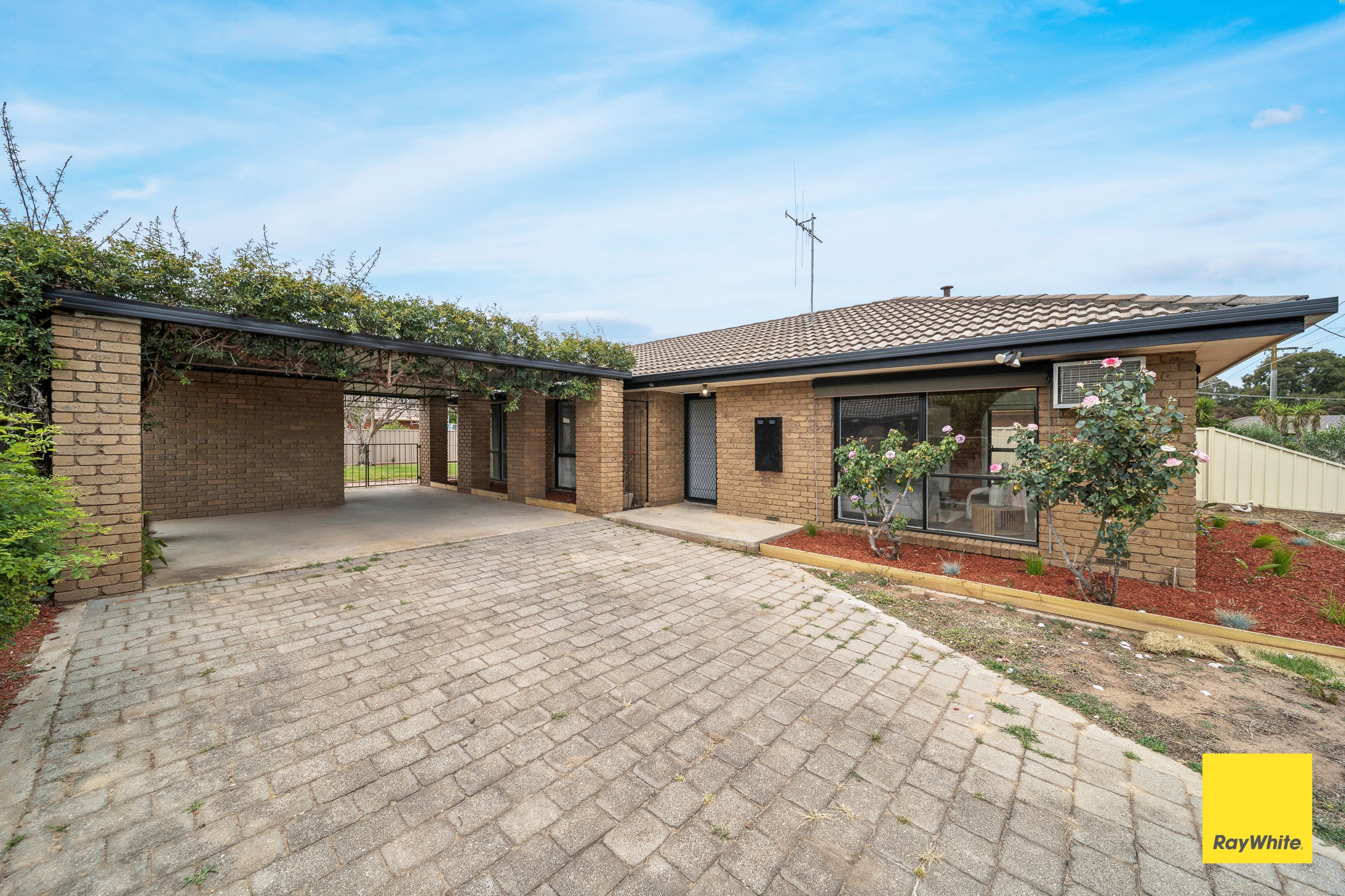 31 Derrimut Road, White Hills, VIC 3550