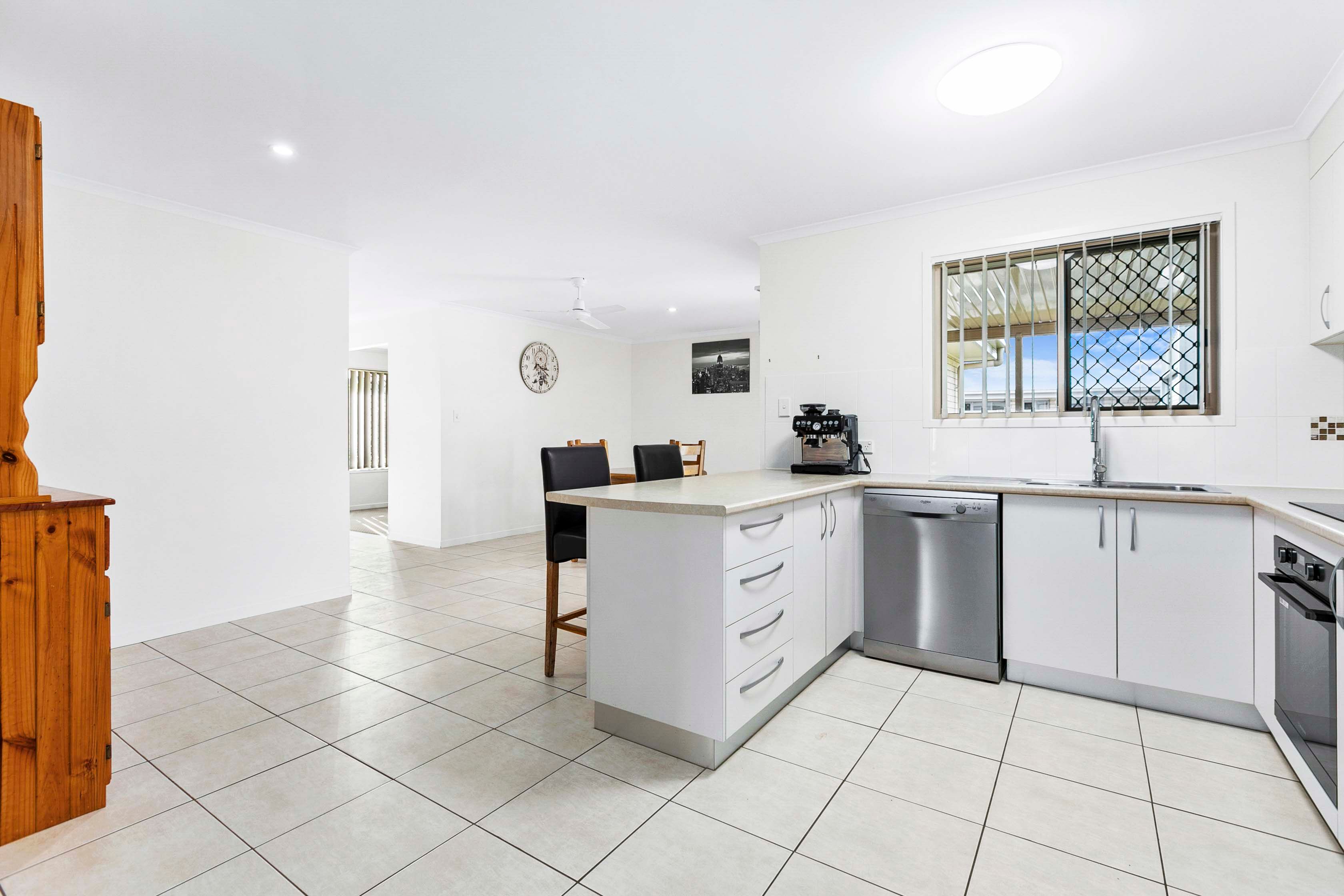 27 Wagtail Circuit, Kawungan, QLD 4655