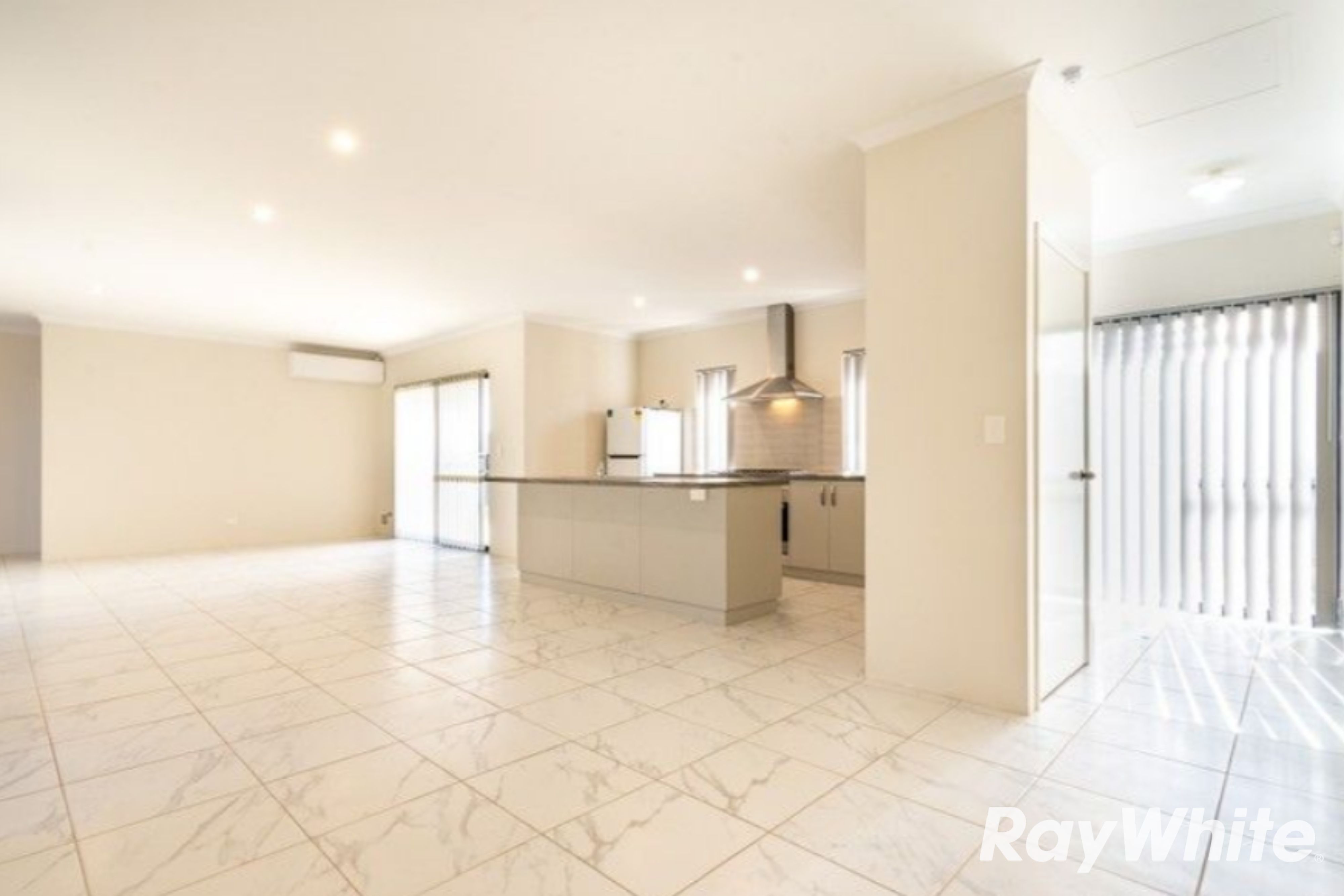 21 Langley Street, Lakelands, WA 6180