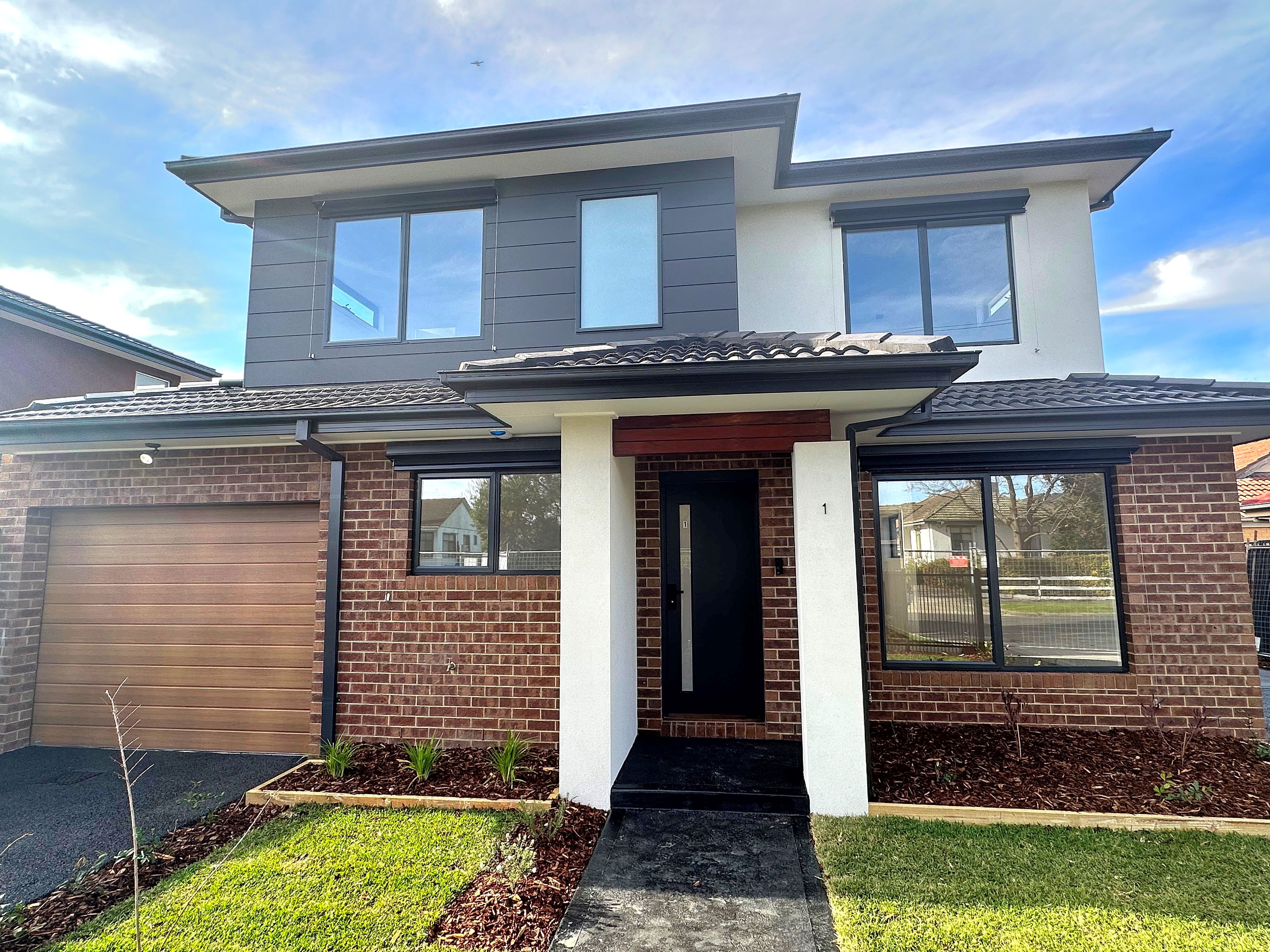 1/40 Eisenhower Street — photo from Ray White Reservoir