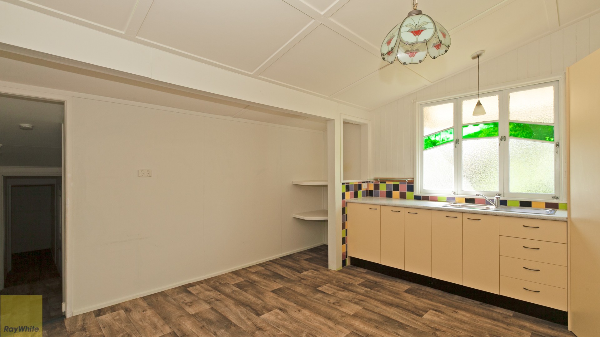 38 Lindsay Street, Bundamba, QLD 4304