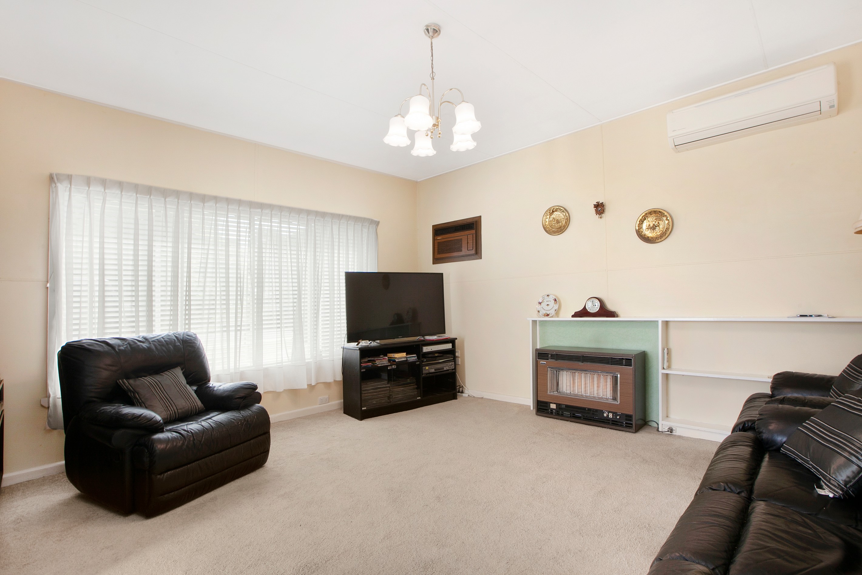 8 Laurie Street, Reservoir, VIC 3073