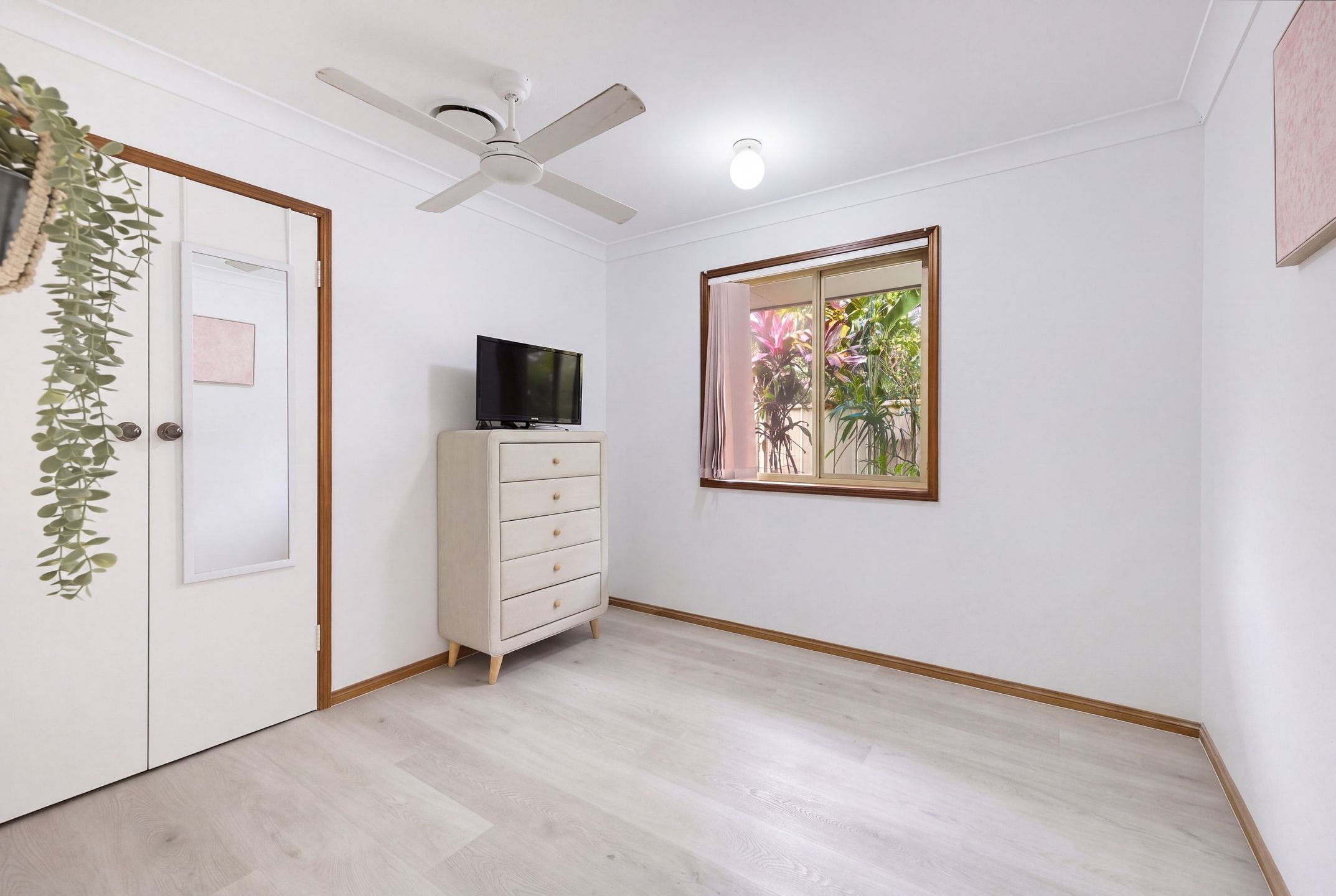 481 Nicklin Way — photo 9 of 19