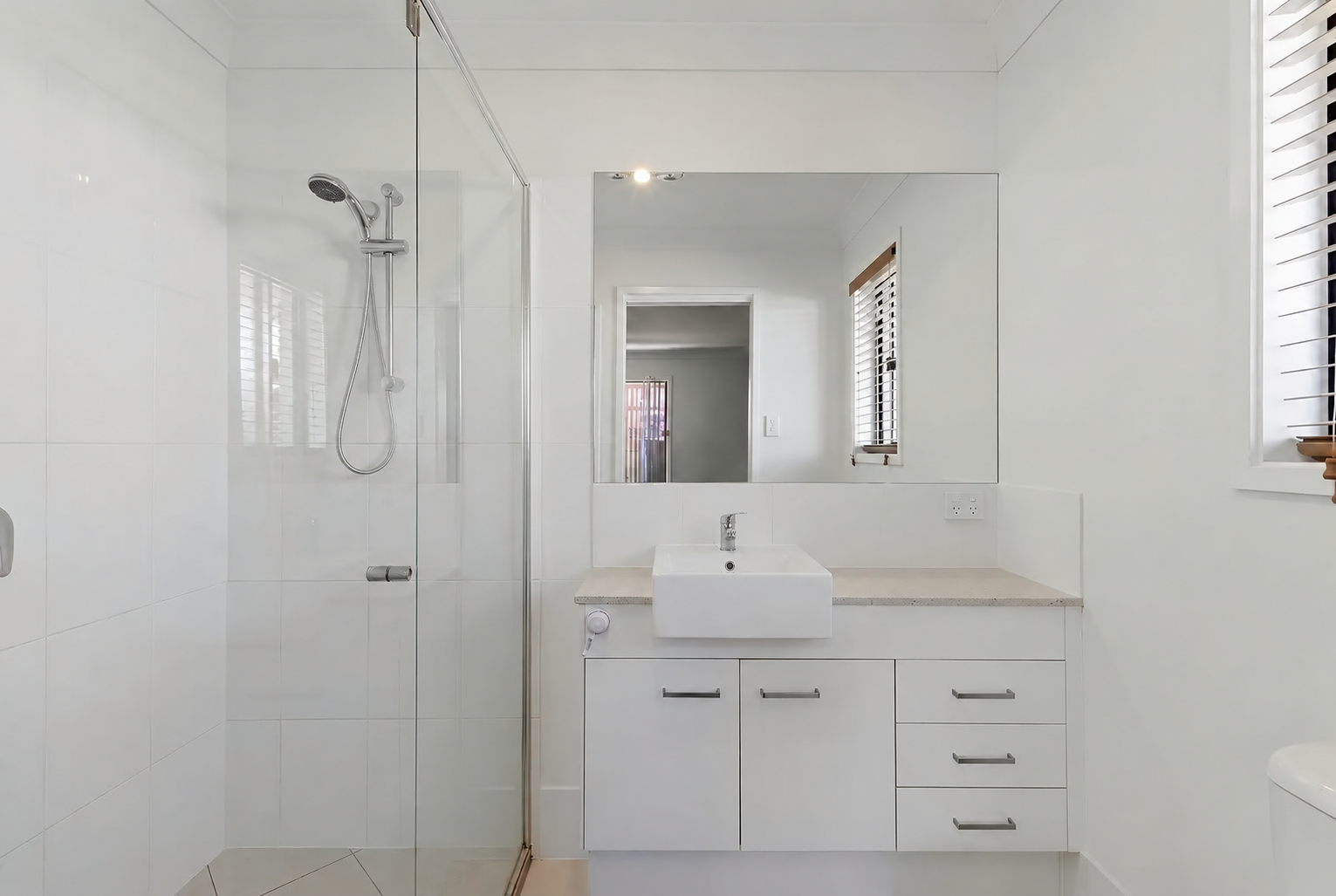 42 Golden Gate Avenue — photo 8 of 15