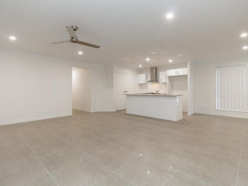 32 Splendour Circuit, Yarrabilba, QLD 4207