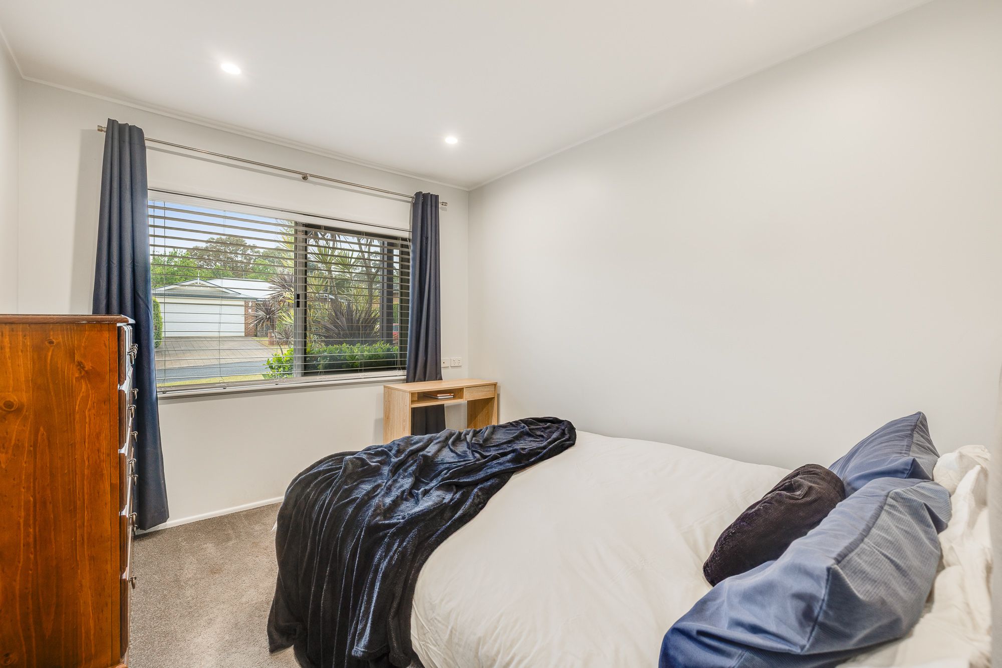 16 Weller Street — photo 11 of 16
