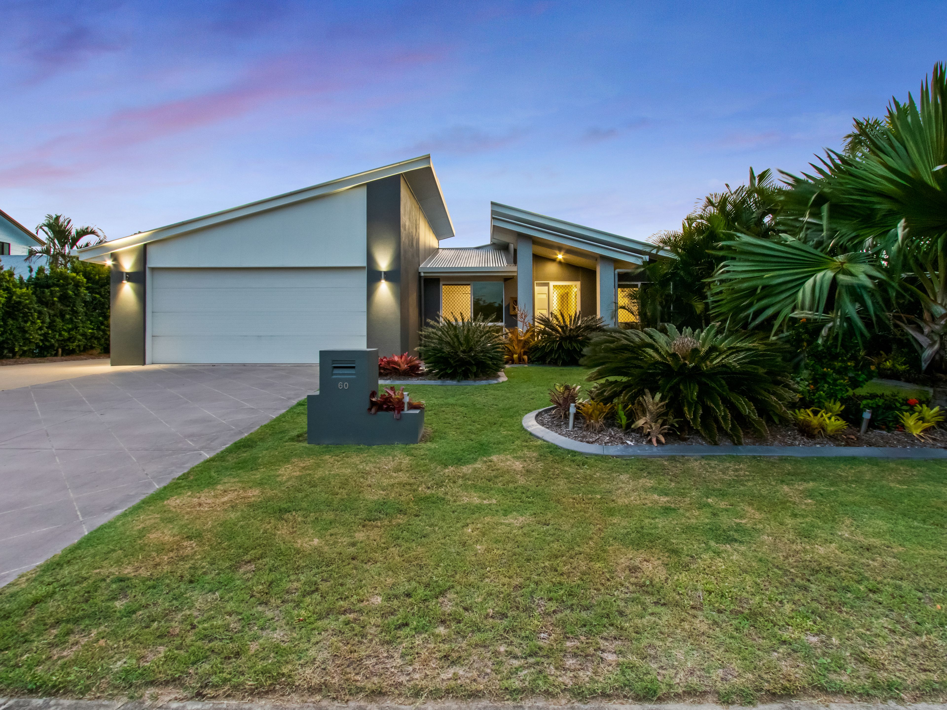 60 Sirenia Drive, Burrum Heads, QLD 4659