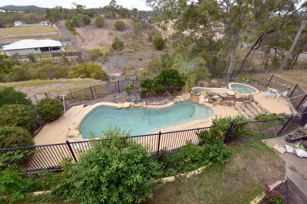 18 Llewellyn Close, Clinton, QLD 4680