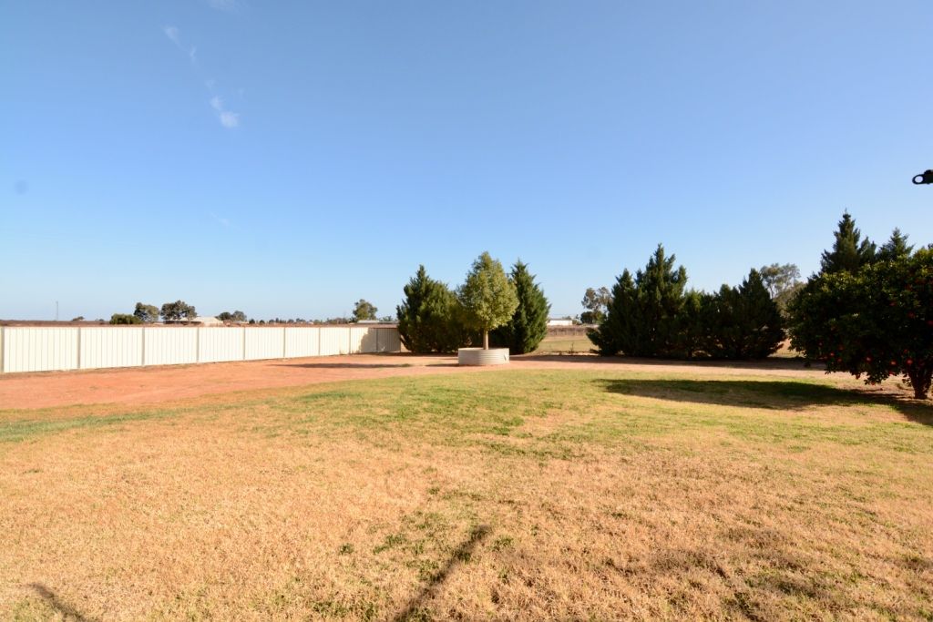 35 Murray Avenue, Red Cliffs, VIC 3496