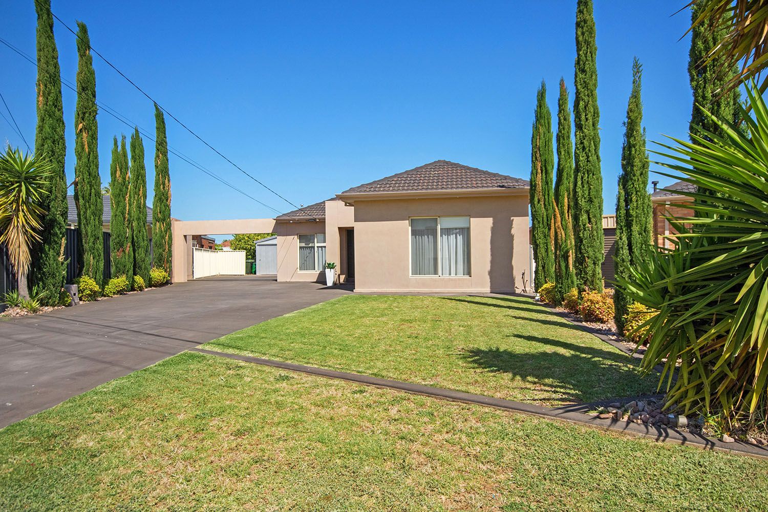 6 Yalpara Avenue, Seaton, SA 5023