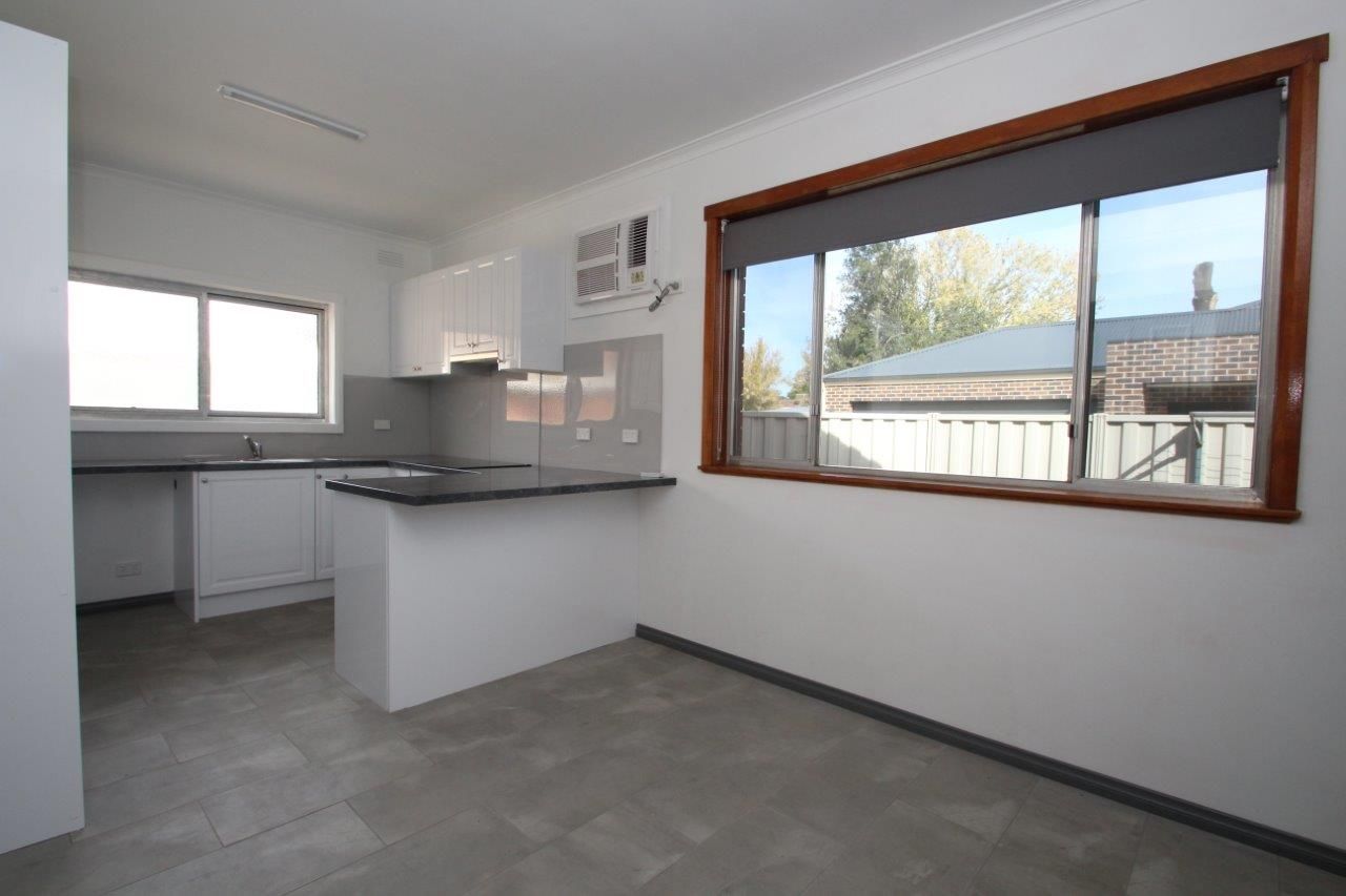 7B Wilkur Street — photo 3 of 7