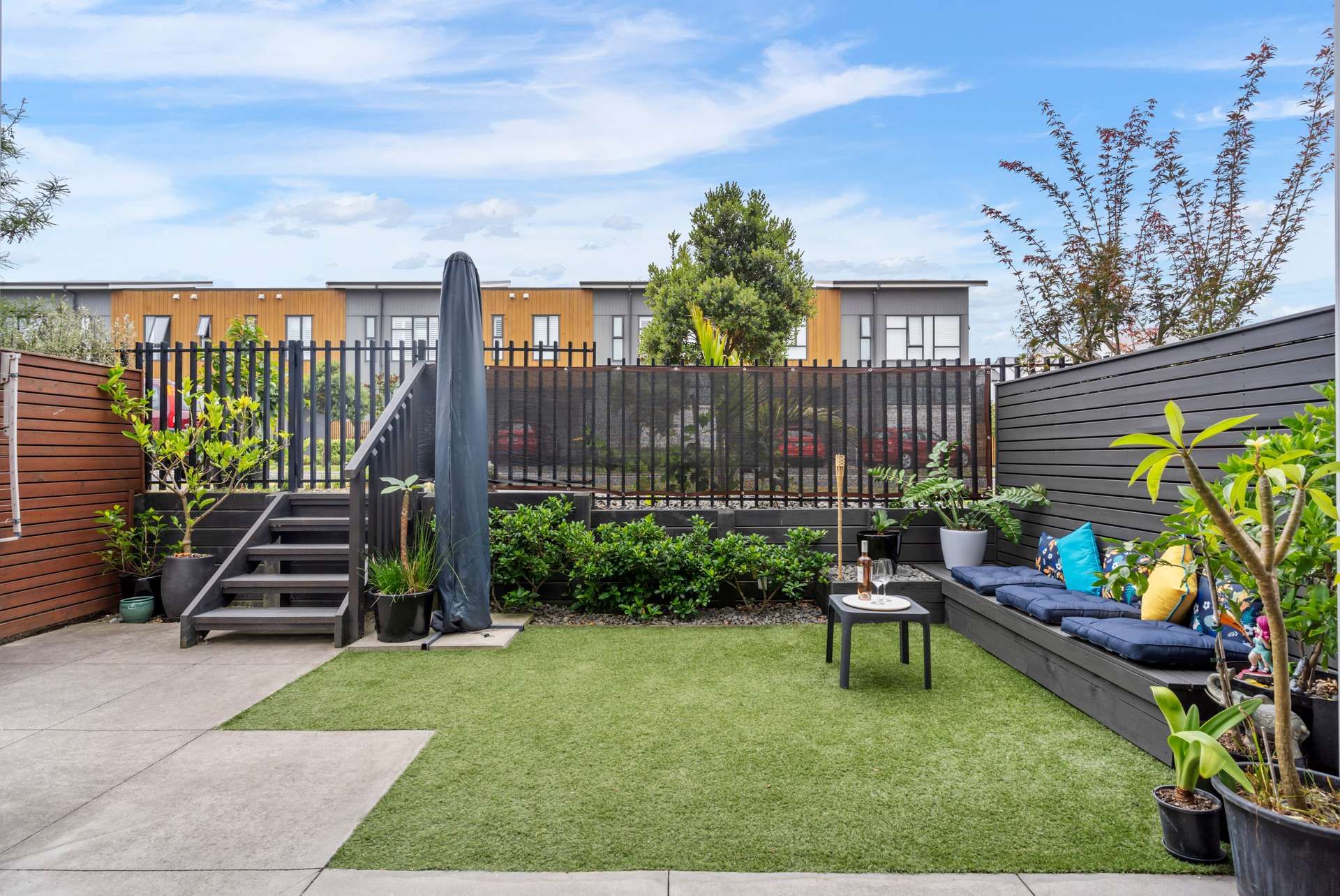 13 Gateway Avenue photo 13