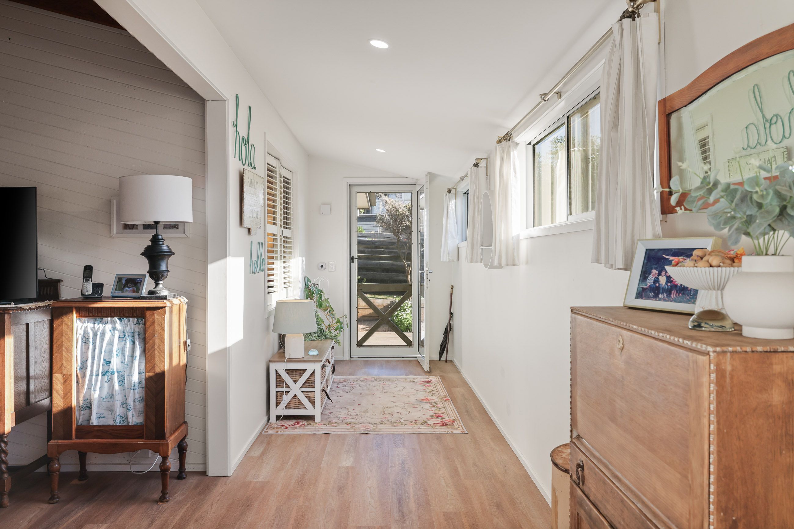 18 Bayview Avenue — photo 3 of 26