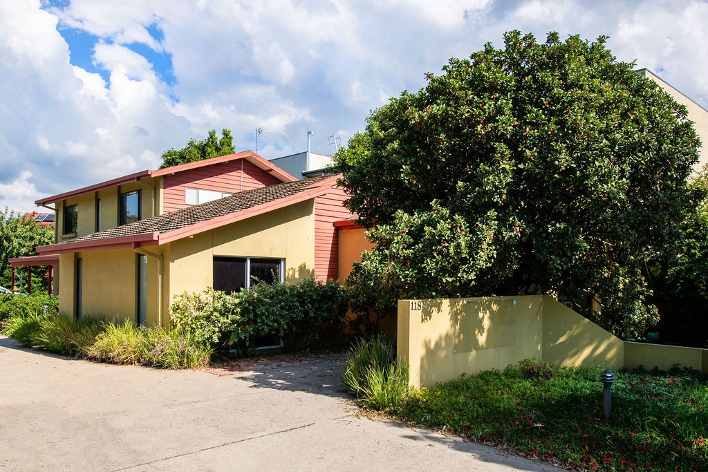 118 Ashmore Road, Benowa, QLD 4217