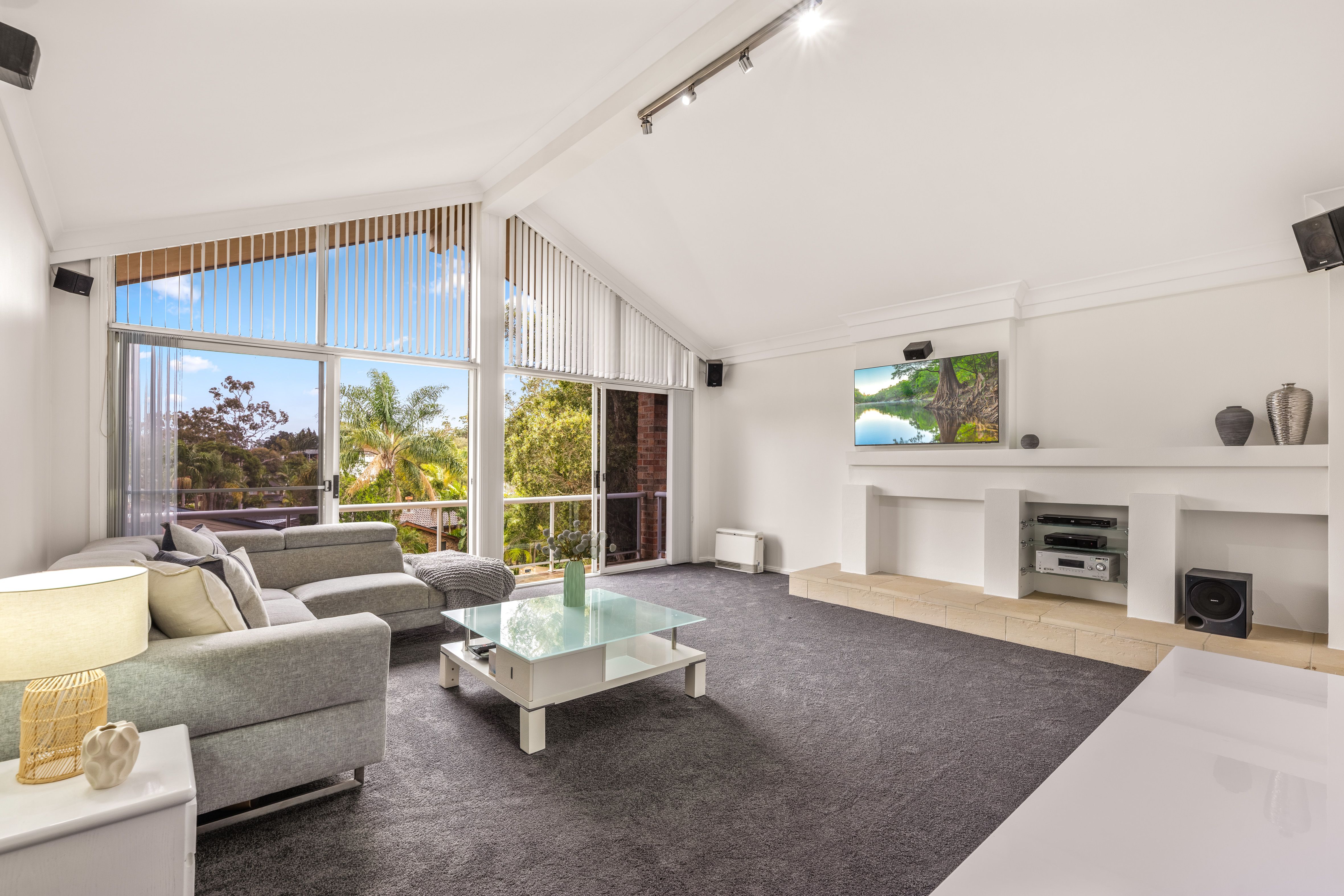2 Montague Street — photo 4 of 22