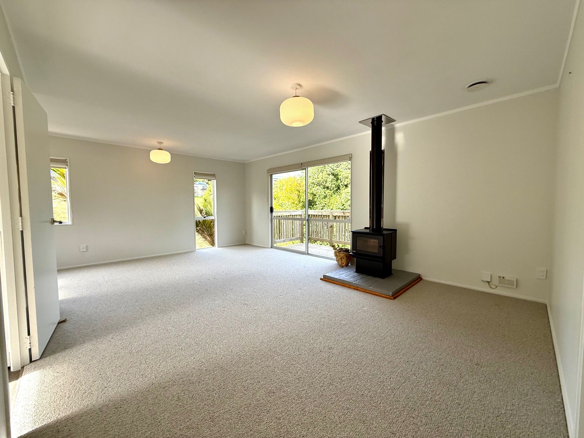 7B Rose Street, Raglan, Waikato District