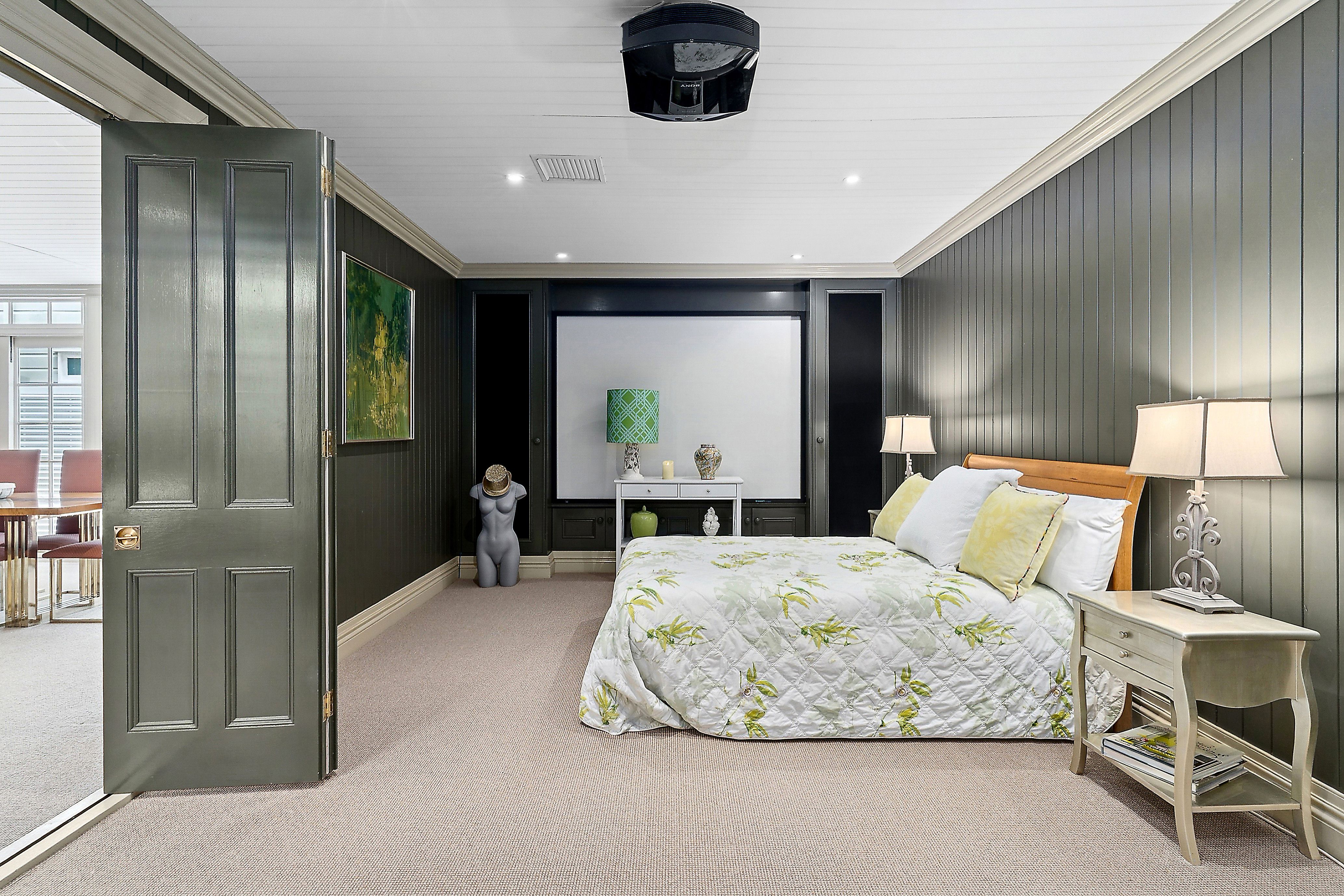 21 Collingwood Street — photo 13 of 16