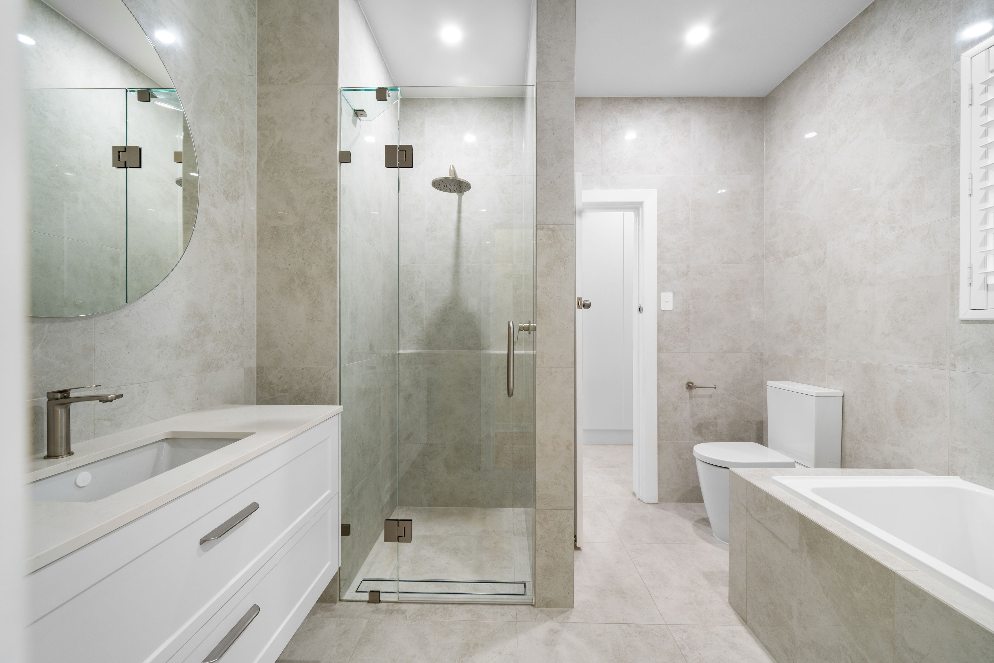 54 Malurus Avenue — photo 12 of 19