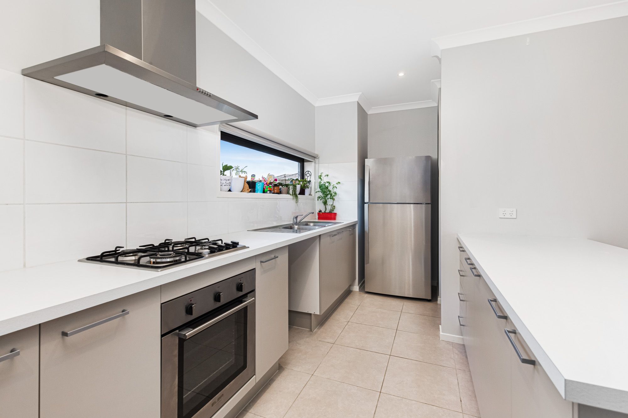 4 Aylesbury Terrace, Werribee, VIC 3030