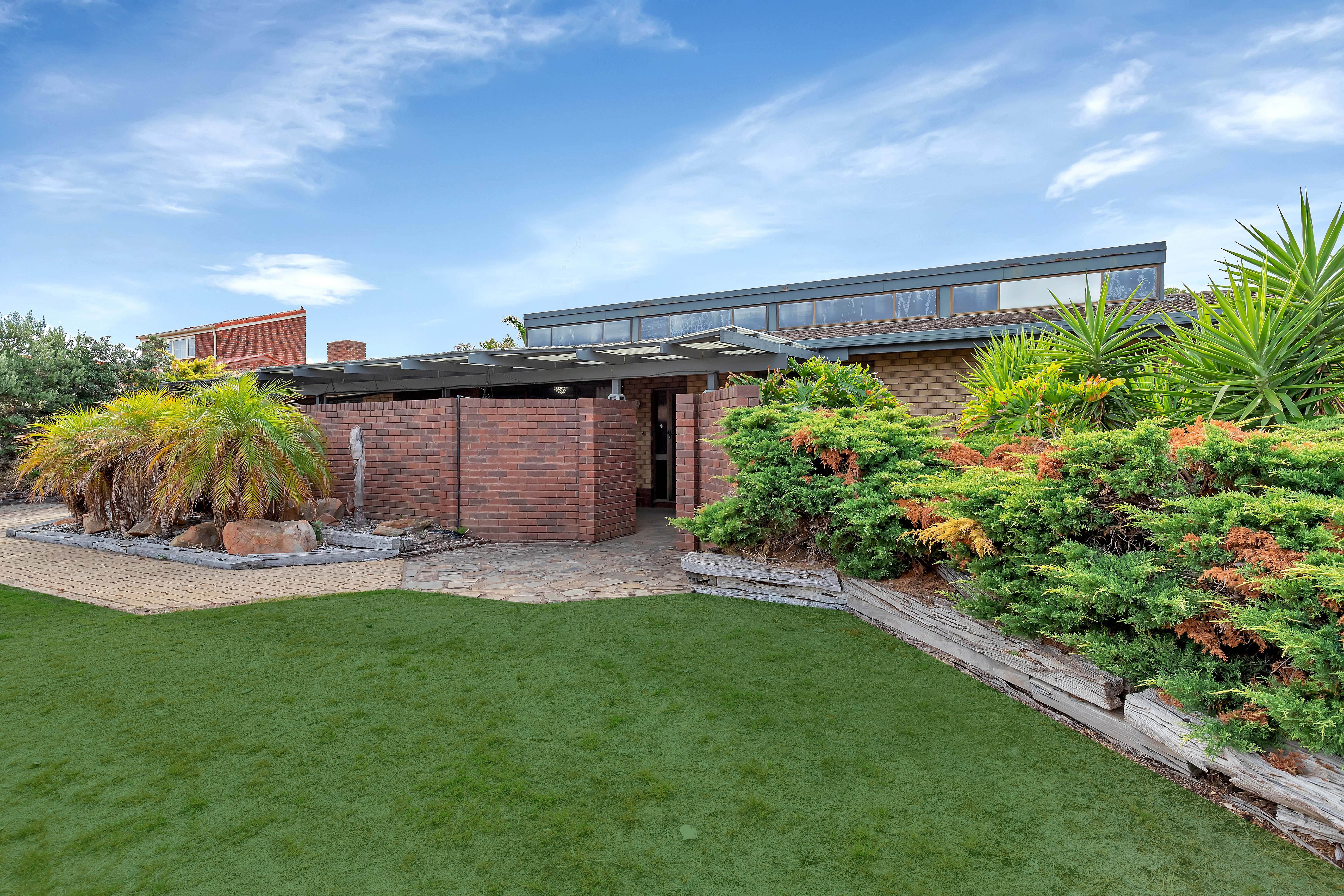 19 Newporter Terrace, West Lakes Shore, SA 5020
