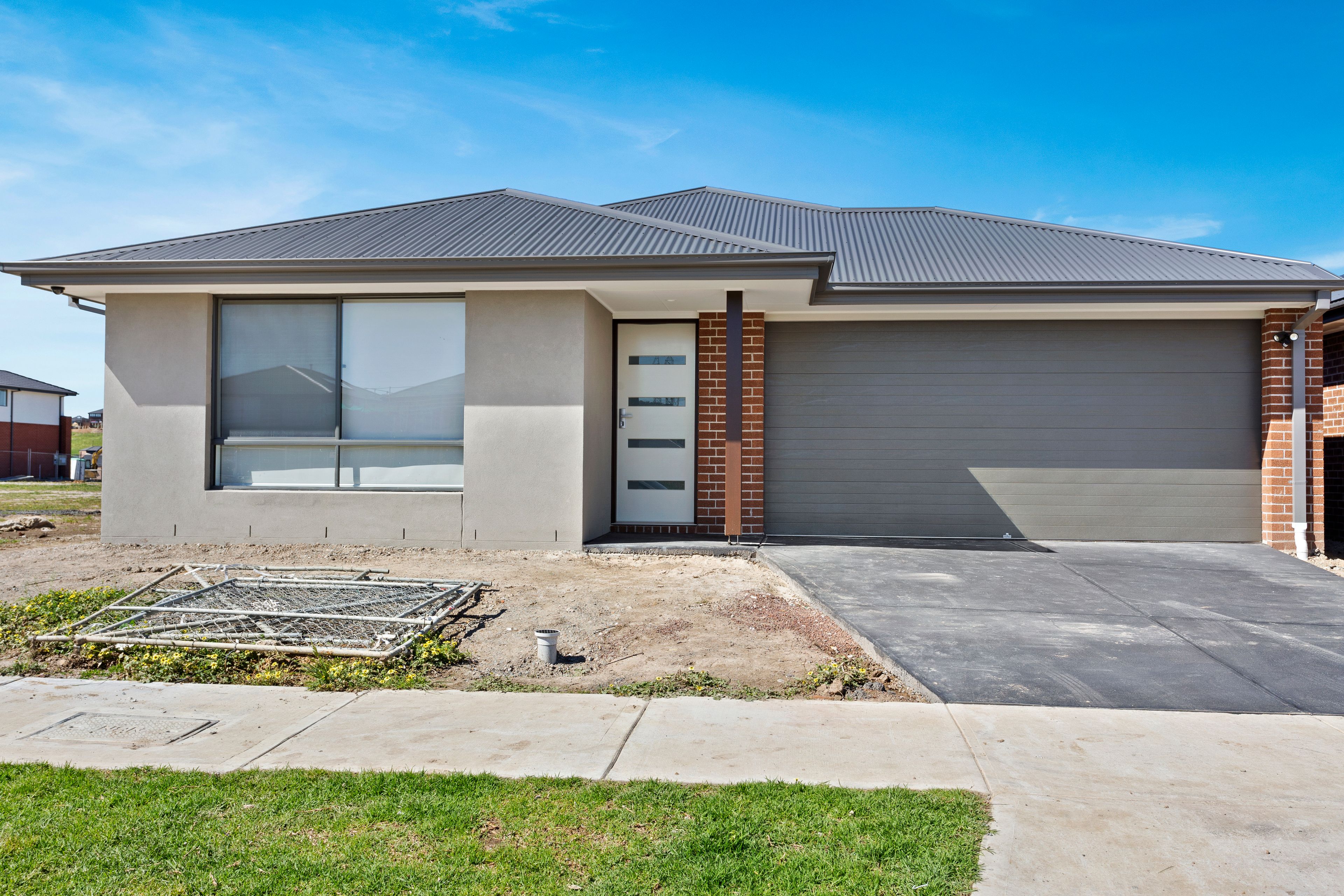 13 Petaluma Crescent, OFFICER, VIC 3809