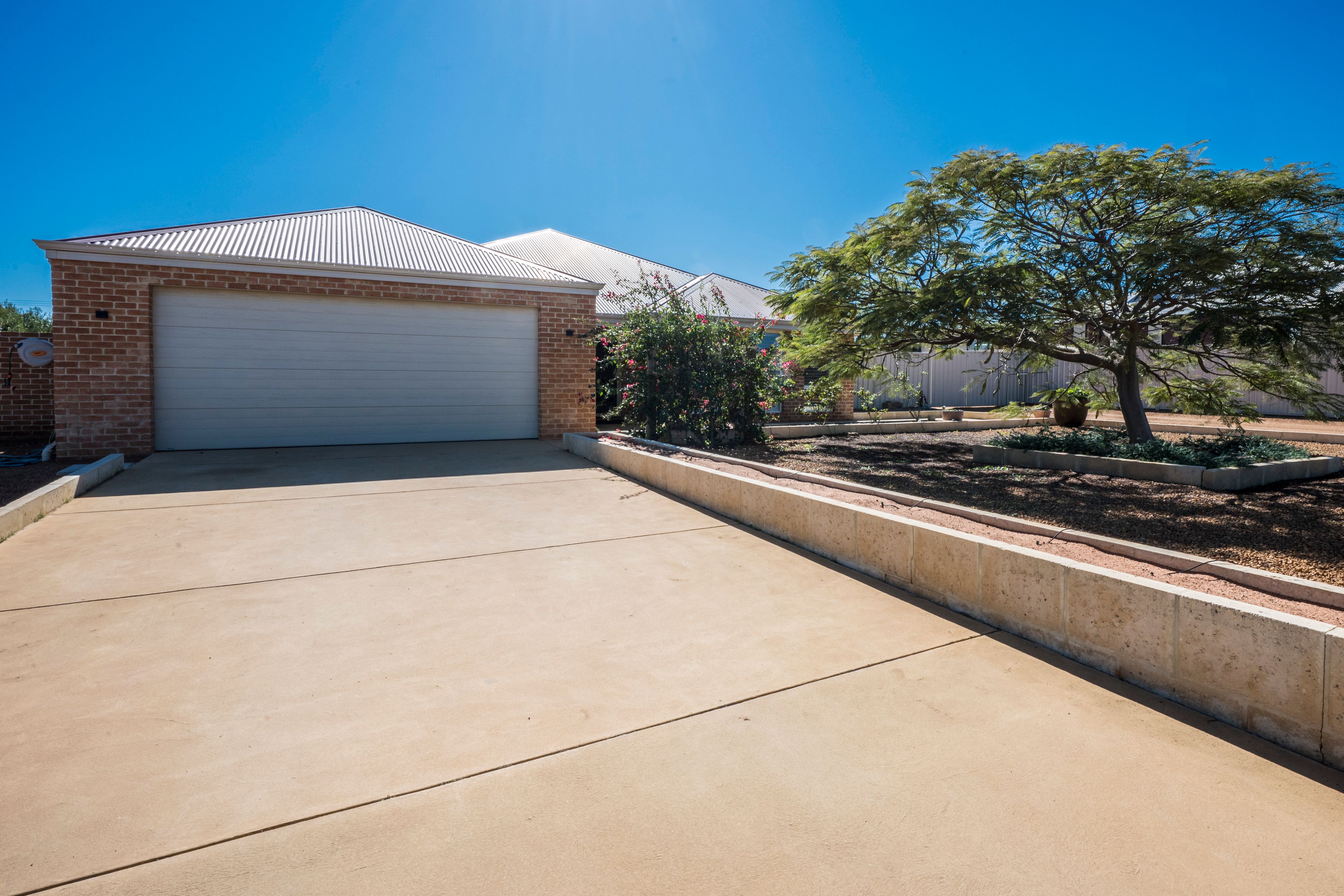 4 Protea Avenue, Moresby, WA 6530
