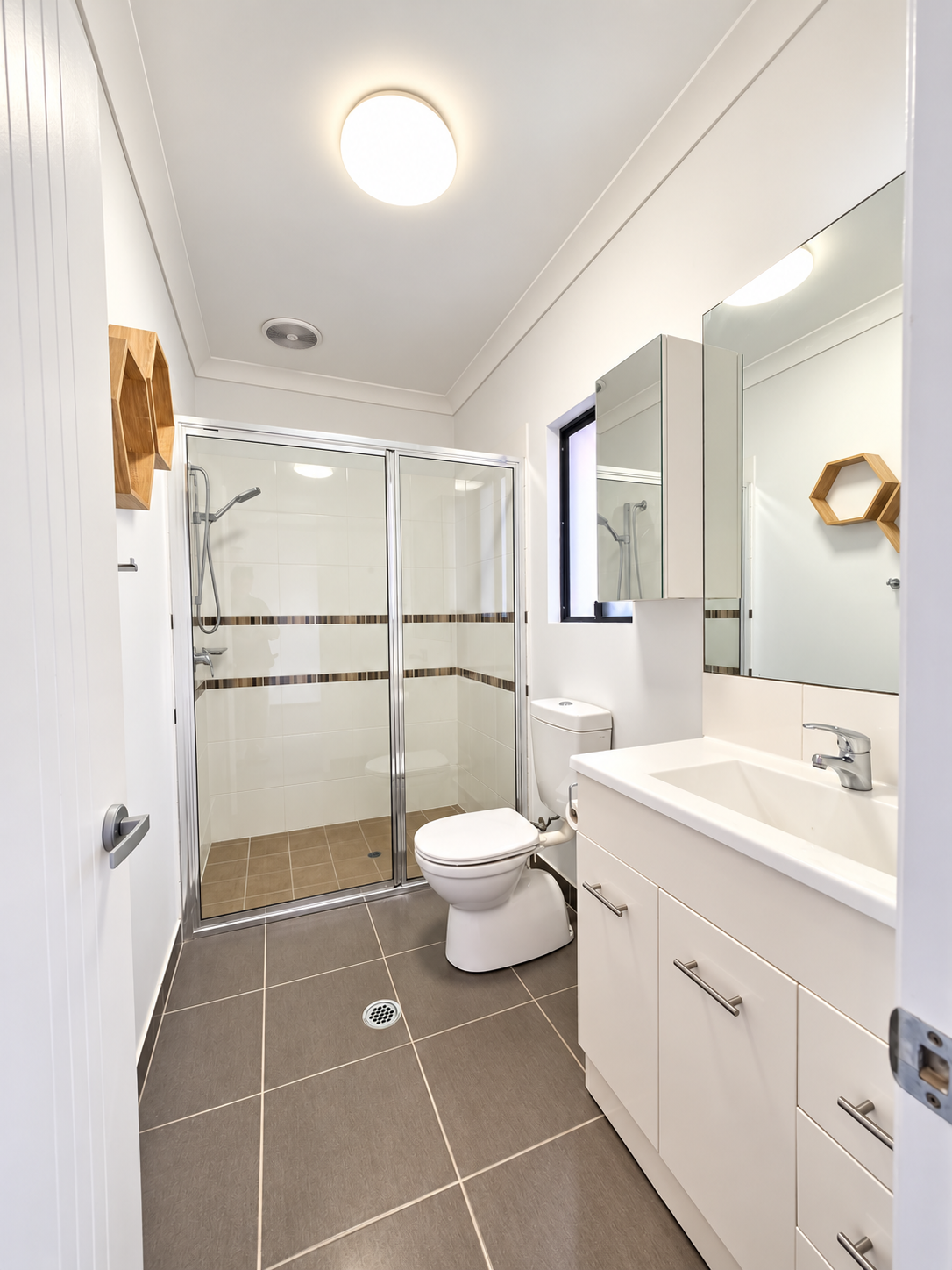 82 Mannikin Way — photo 8 of 17